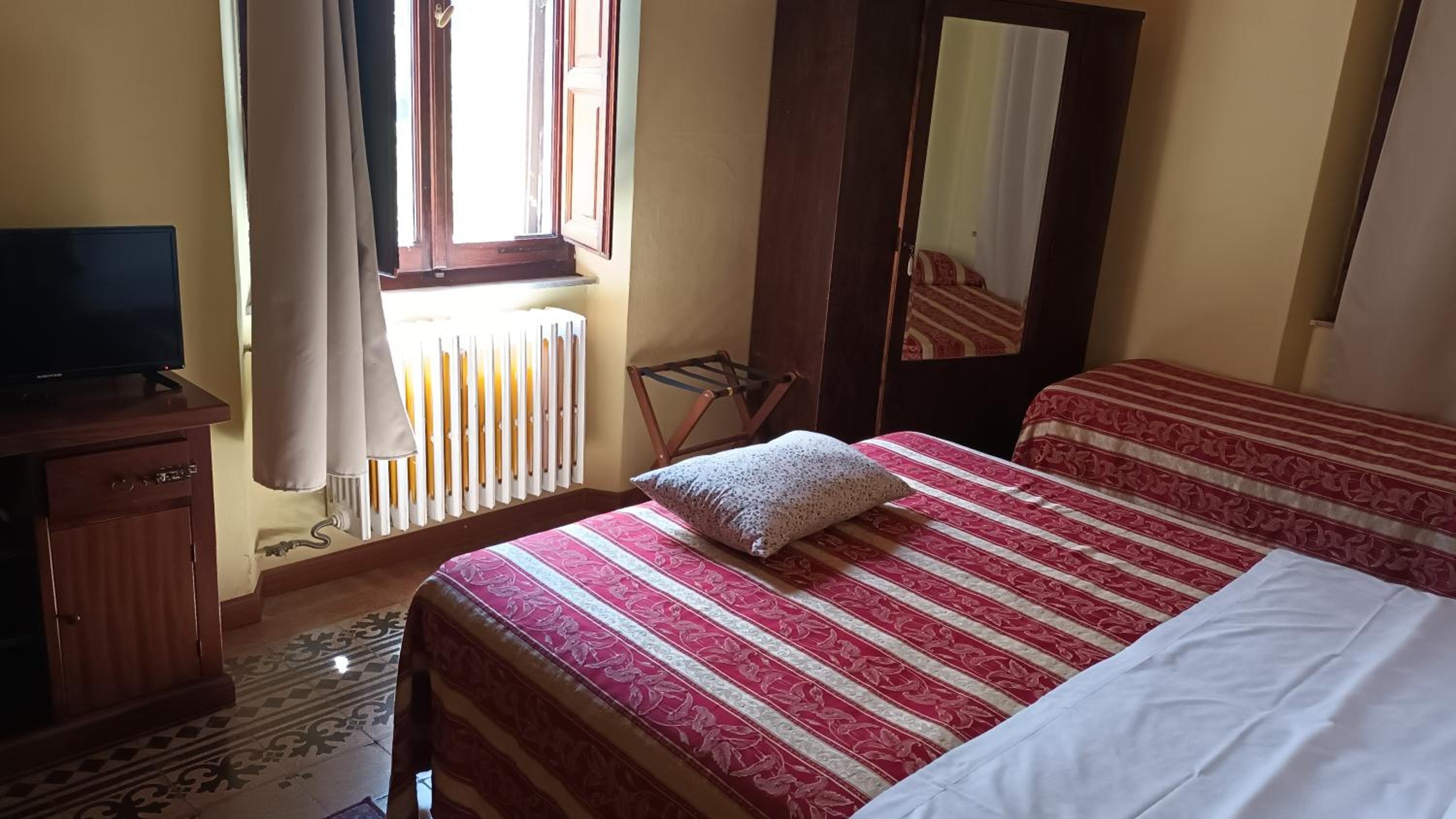 Comfort Triple Room