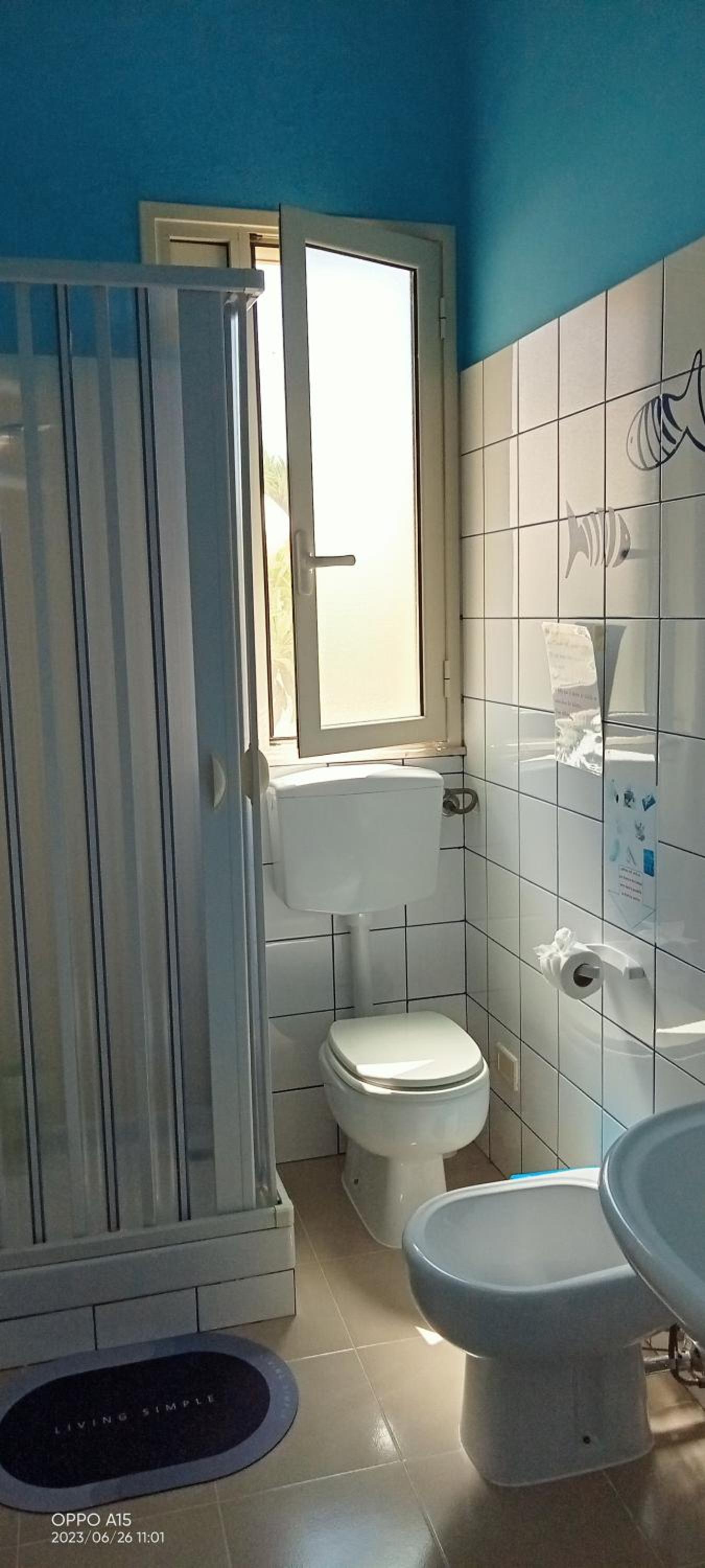 Double Room - Photo 5