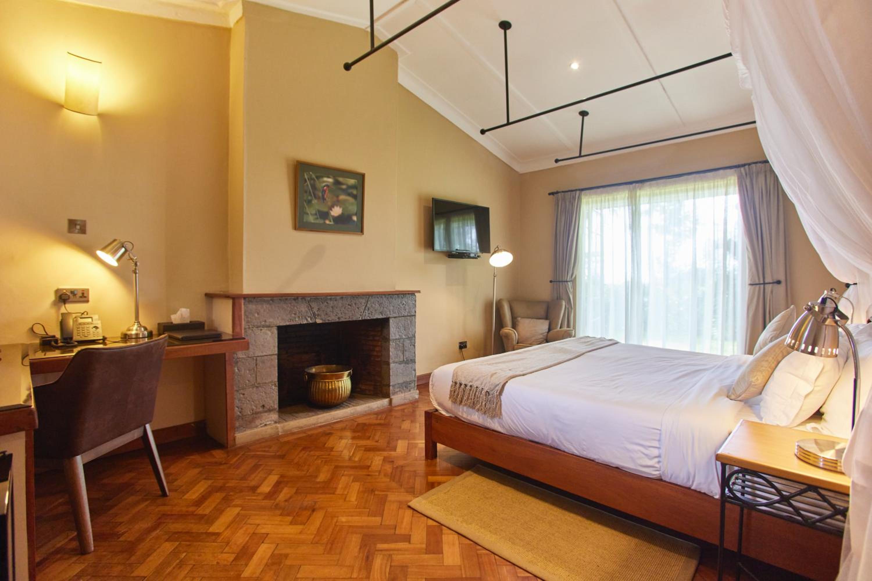 Double Room with Patio photo 3