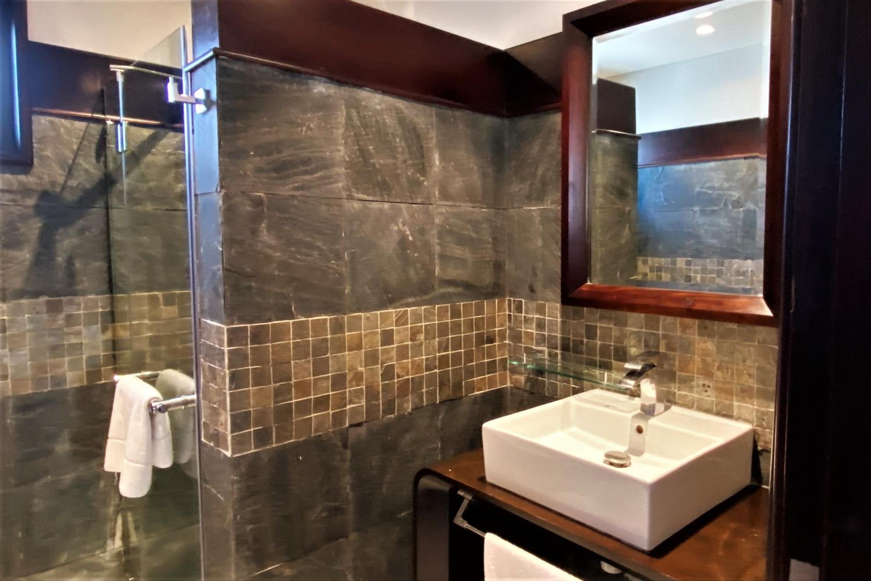 Family Suite - Photo 38