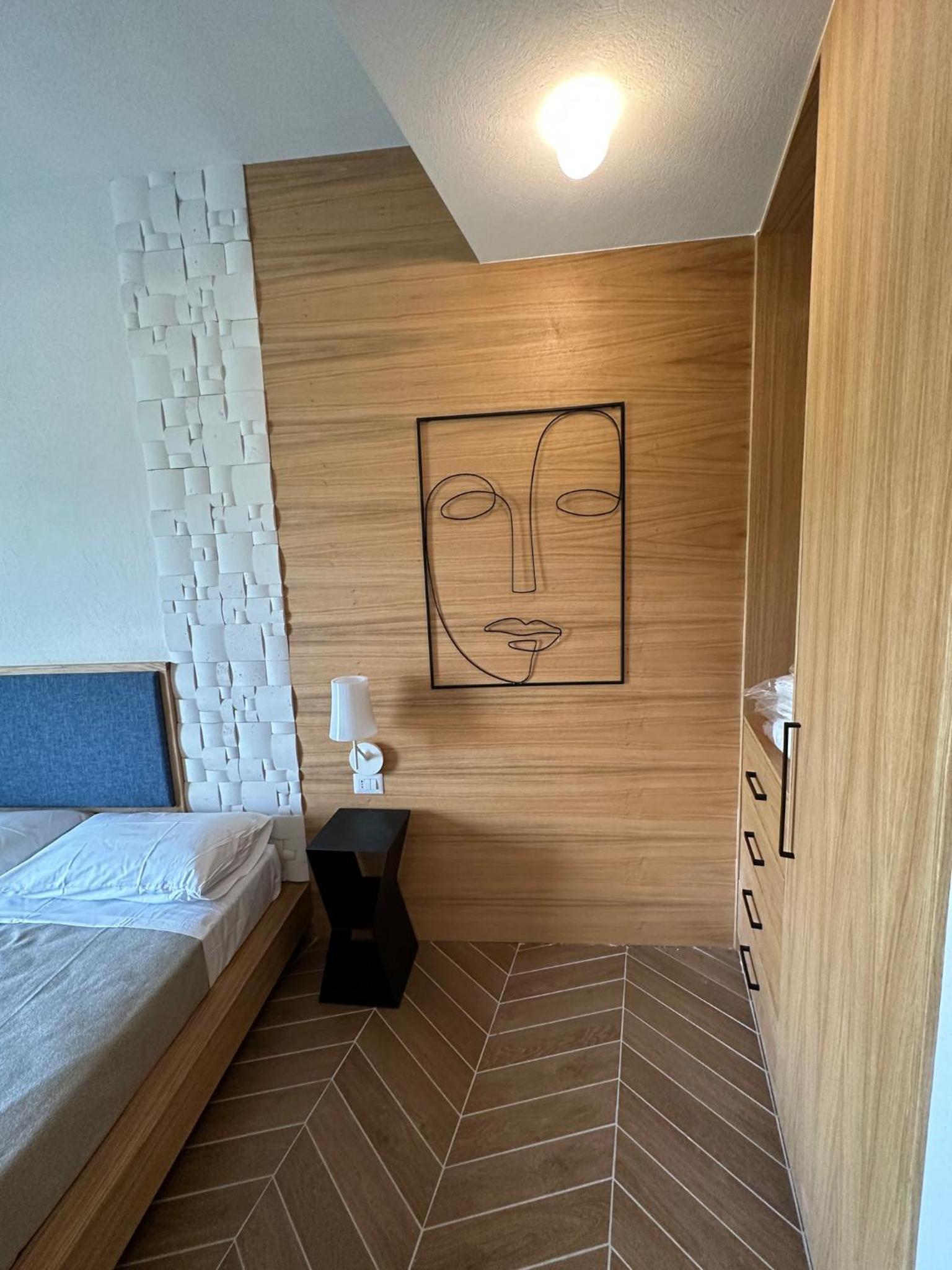 Double Room with Spa Bath photo 2