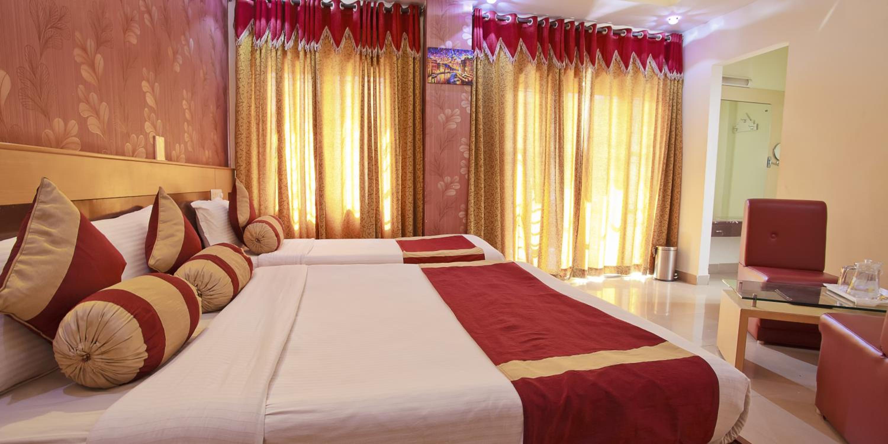 Signature Suite - Photo 25