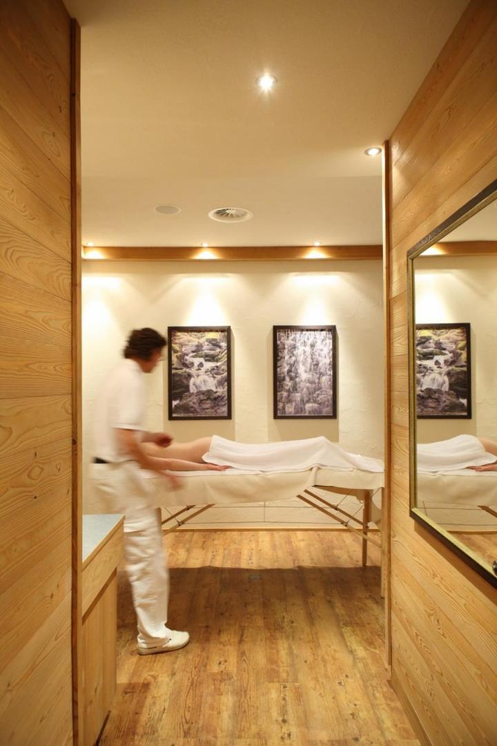 Two-Bedroom Chalet photo 3