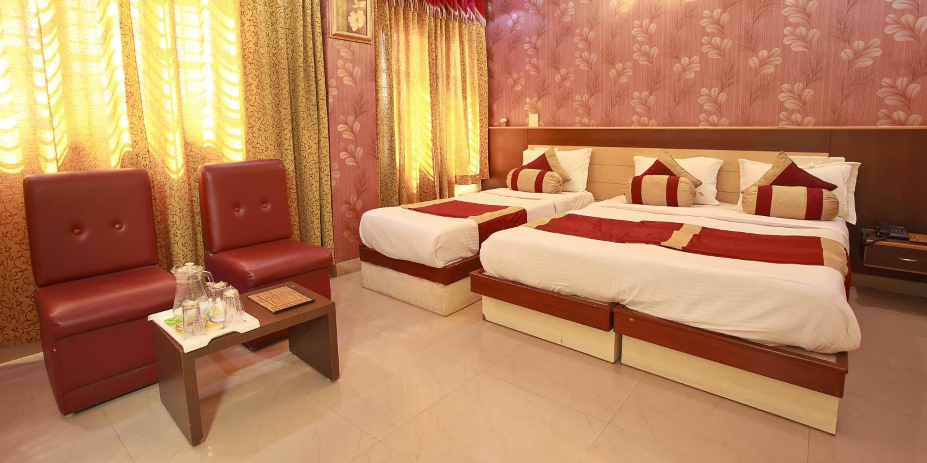 Signature Suite - Photo 21