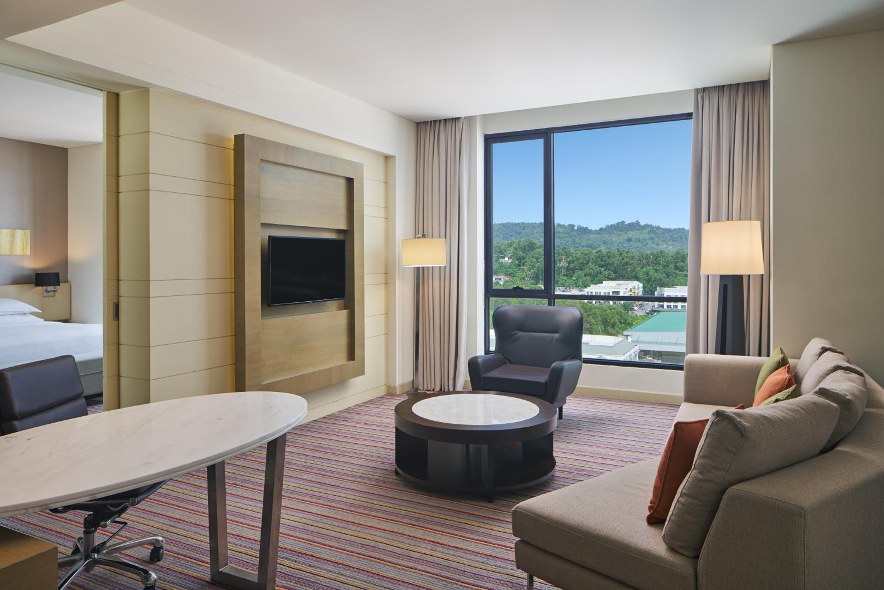 Suite, 1 King Bed