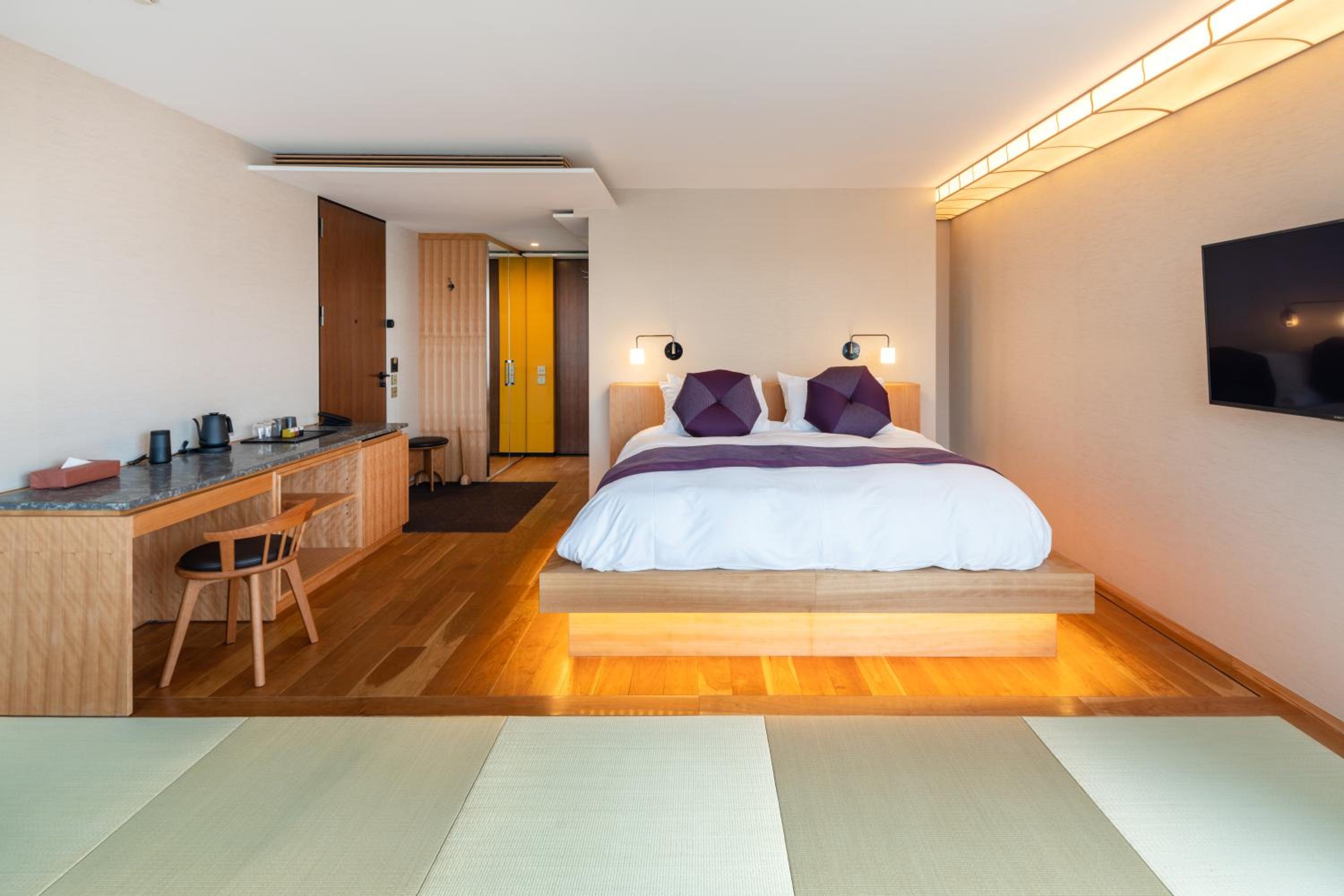 Large Double Room photo 2