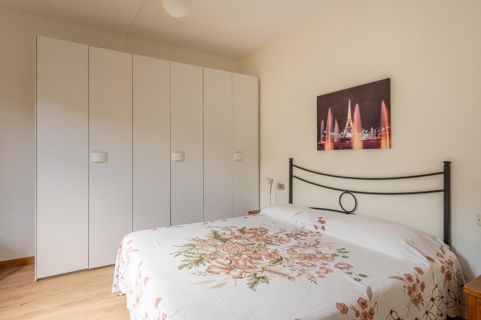 Two-Bedroom House photo 2
