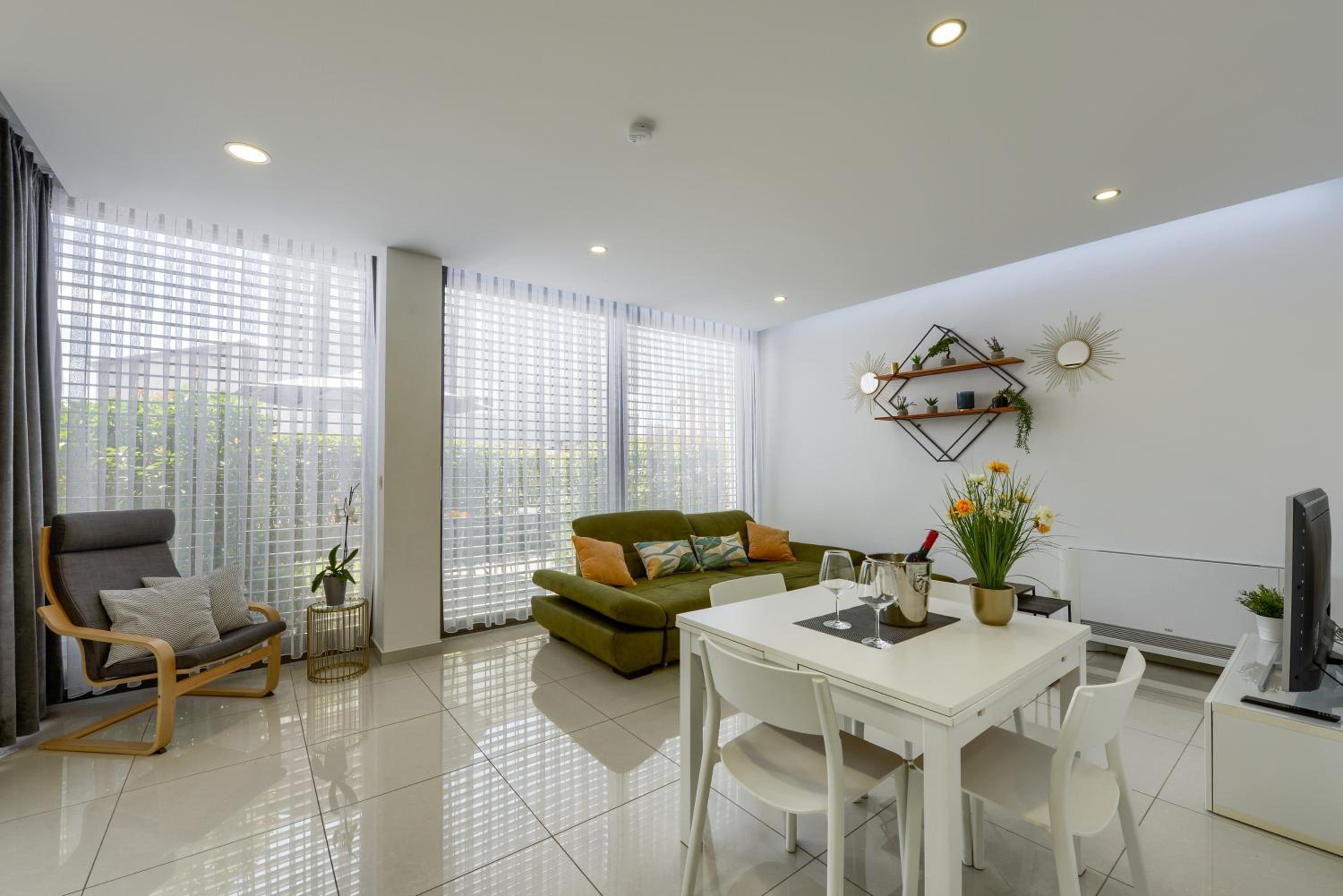 Apartment with Terrace