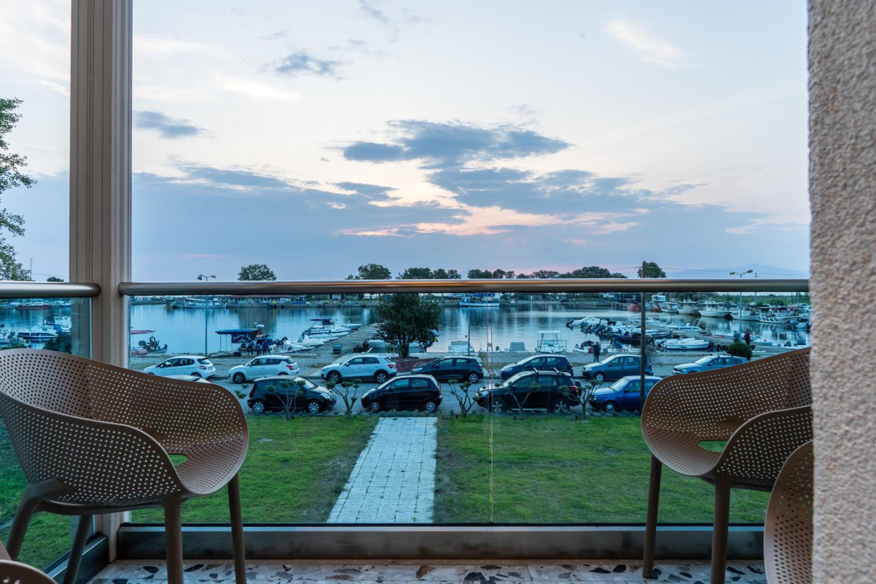 Superior Triple Room with Sea View photo 2