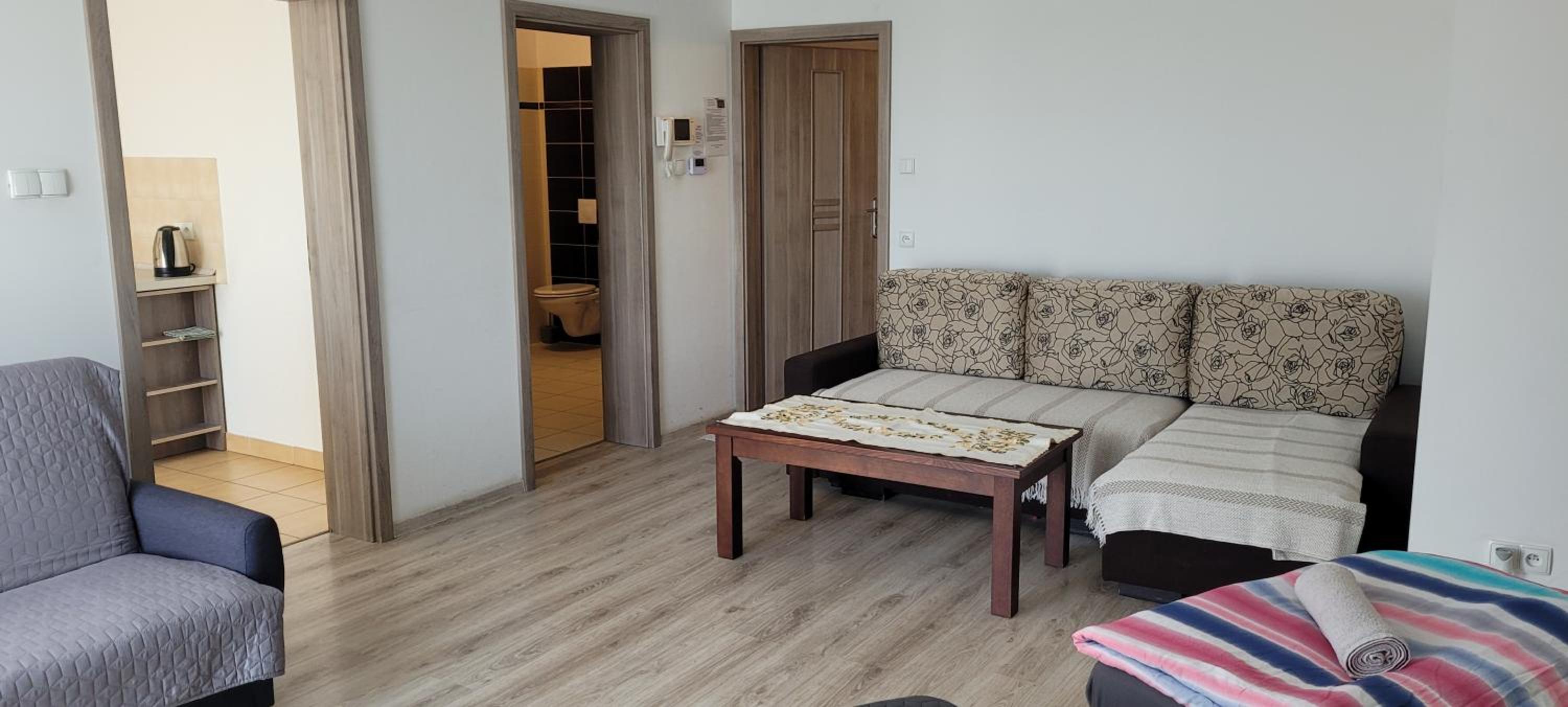 Studio with Sofa Bed - Photo 2