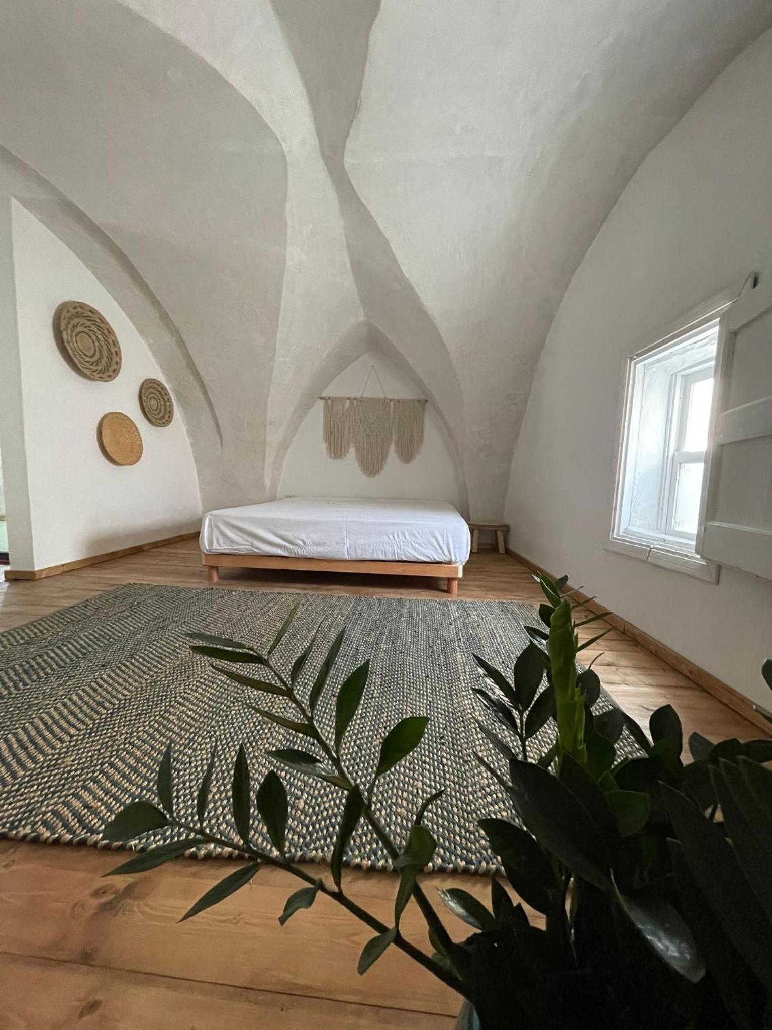 Deluxe Room (2 Adults + 1 Child) photo 1