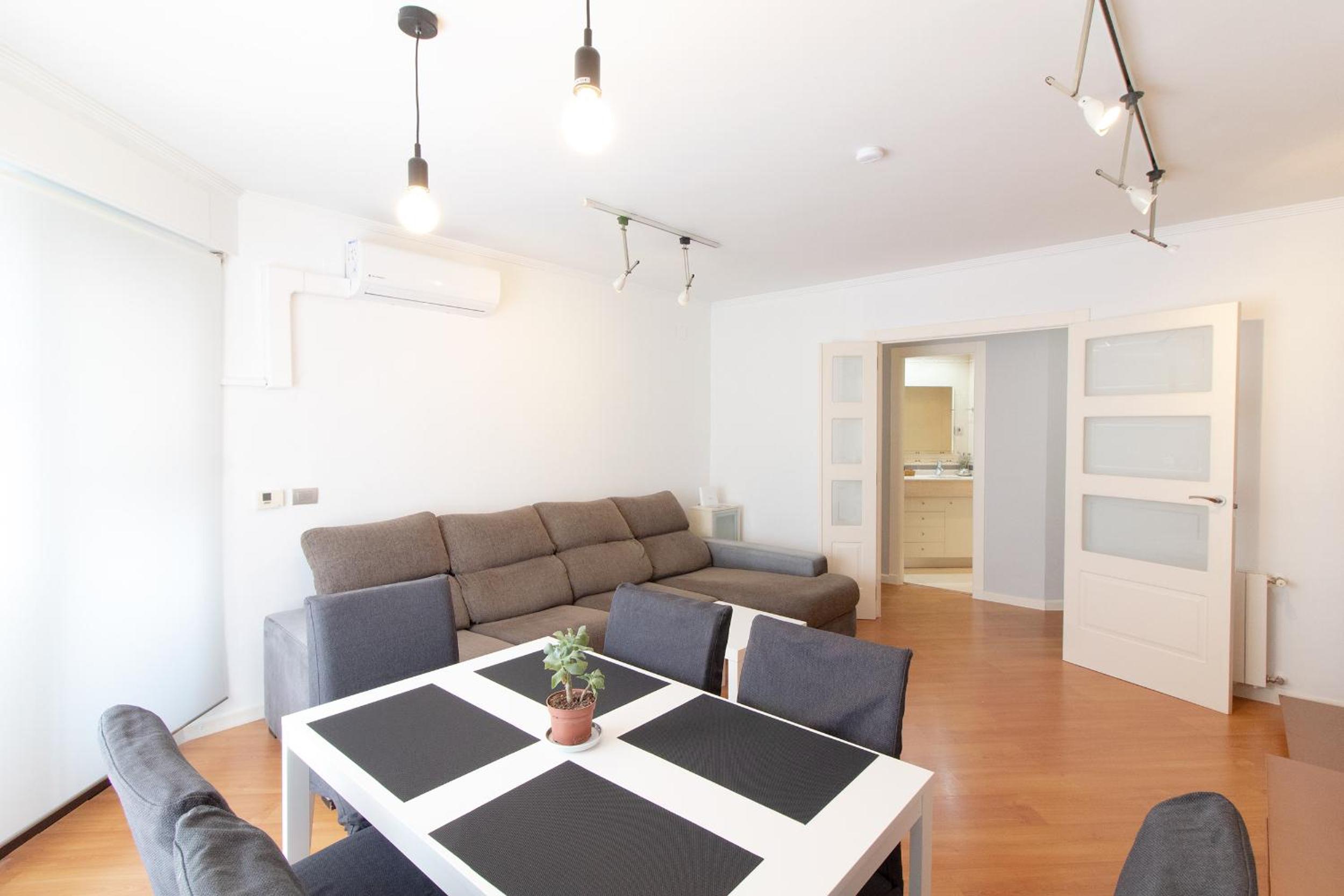 Apartment photo 3