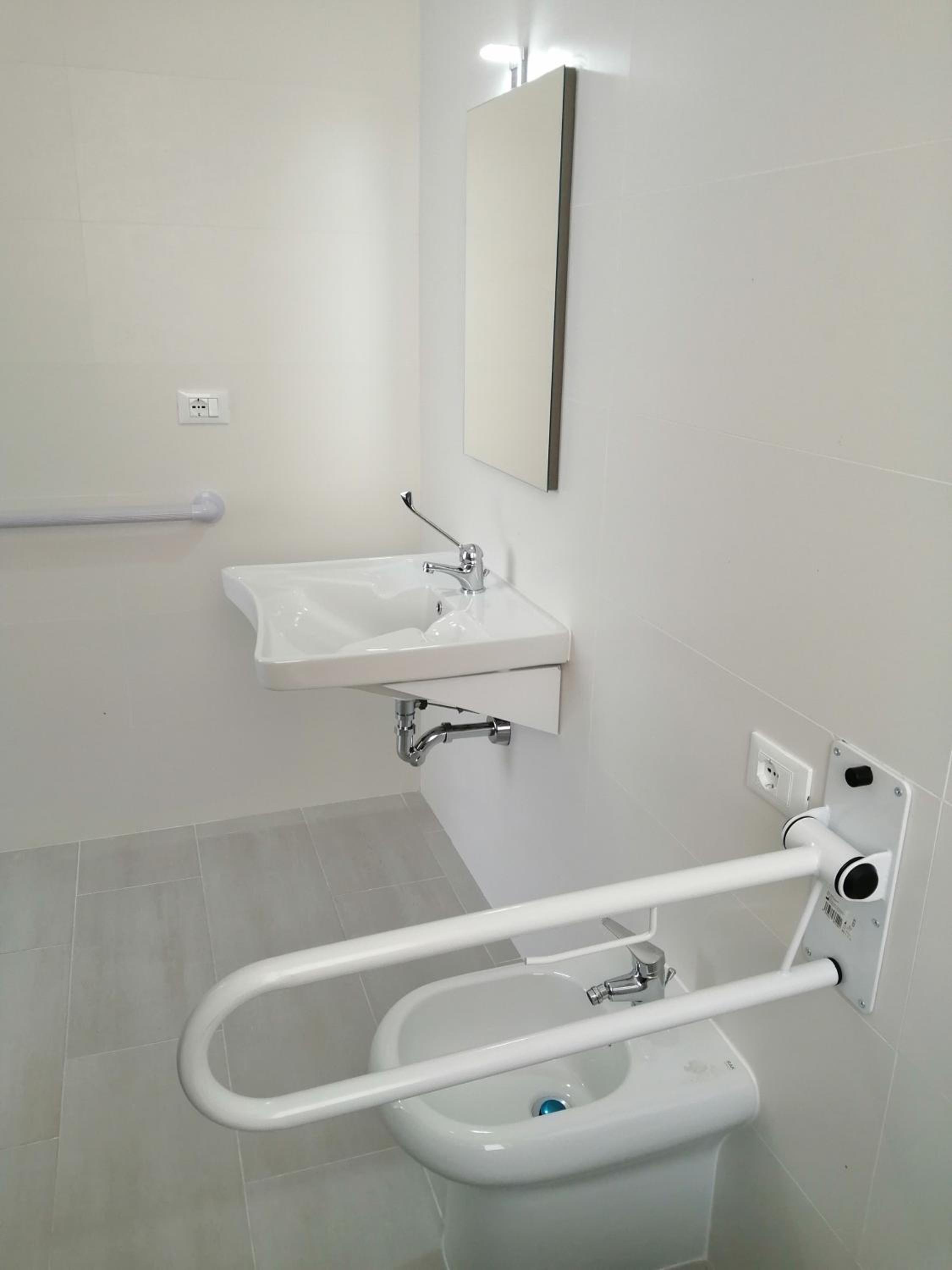 Double or Twin Room - Disability Access photo 2