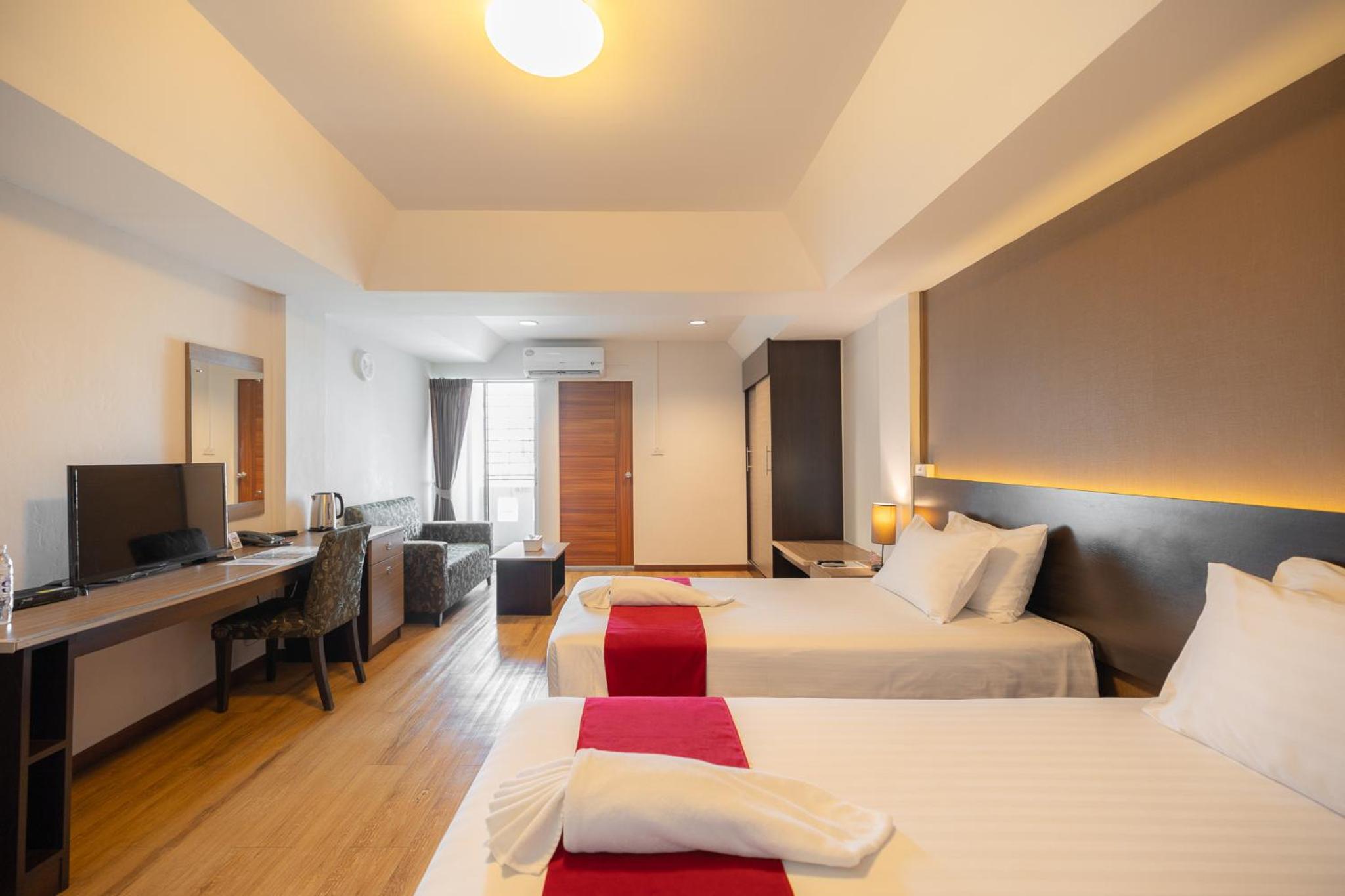 Superior Double or Twin Room photo 3