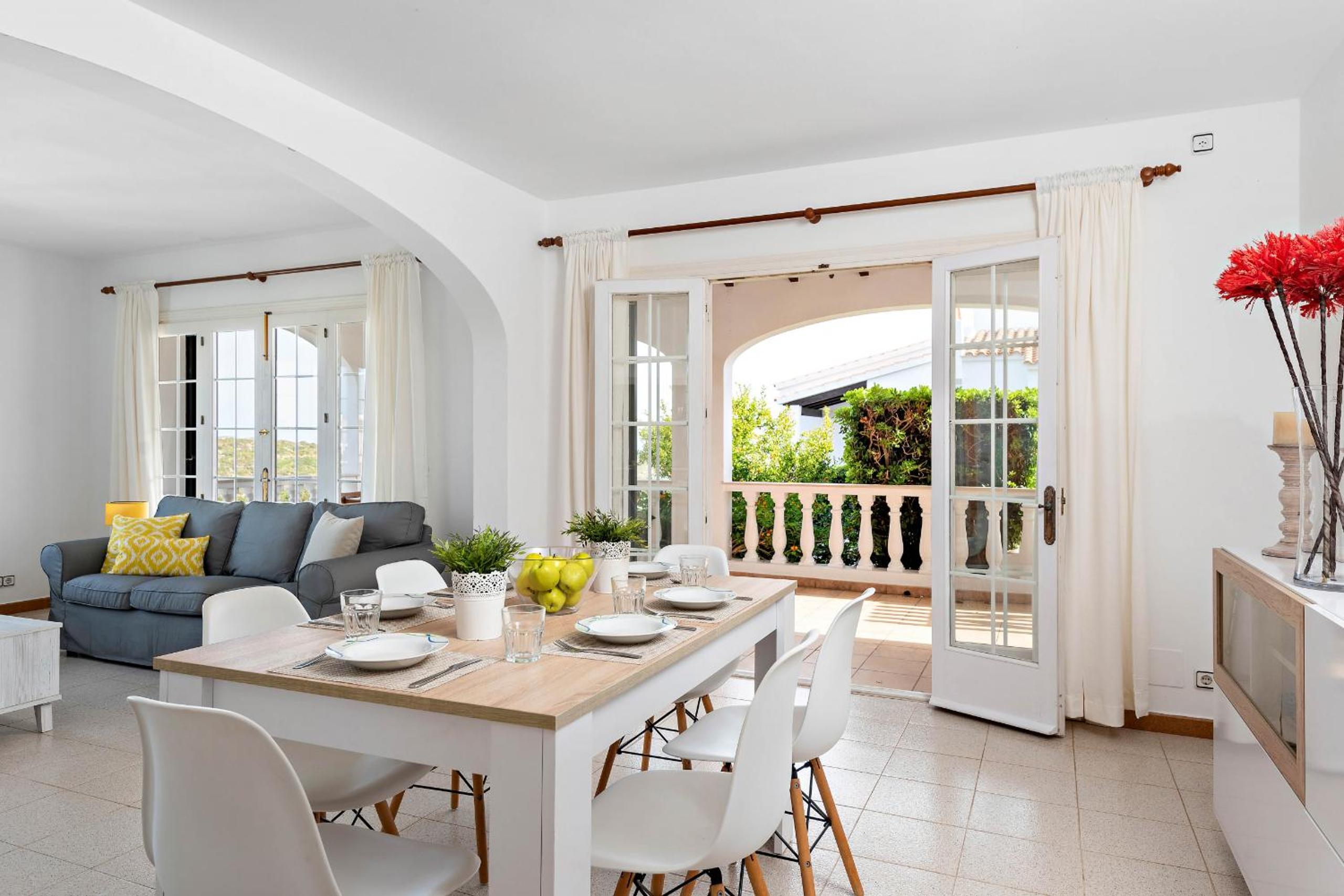 Villa photo 3