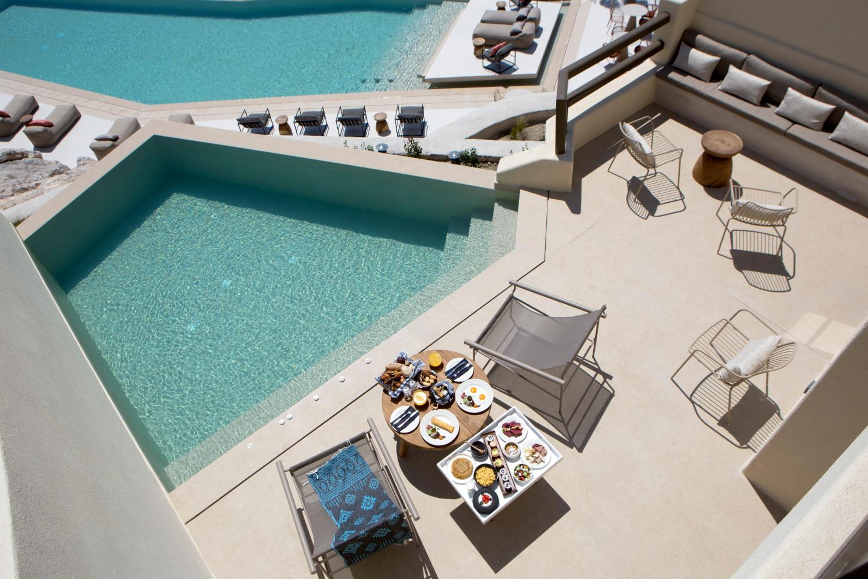 Executive 3 Bedroom Villa with Heated Pool and Sea View - Photo 34