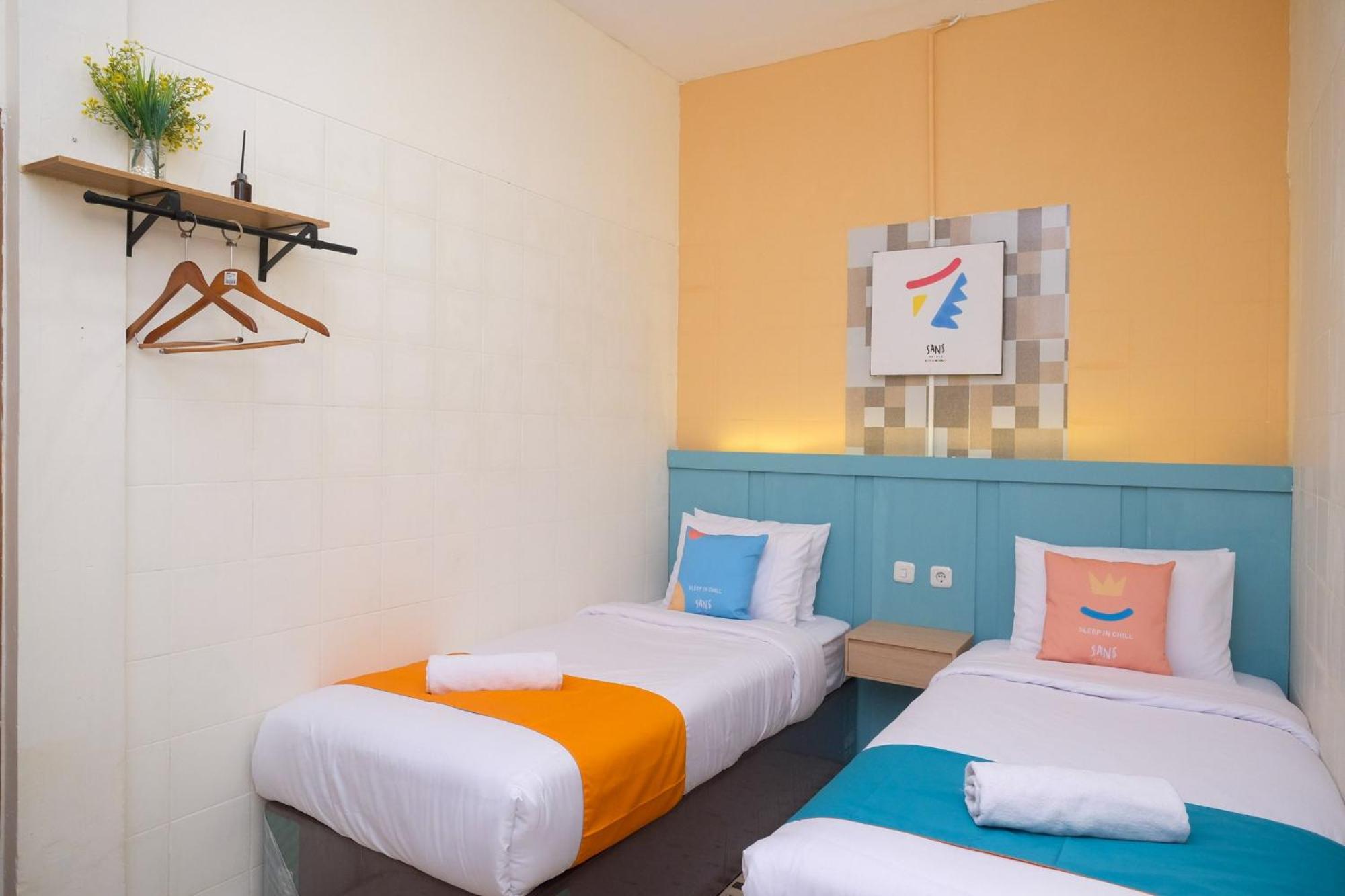 Deluxe Twin Room - Photo 13