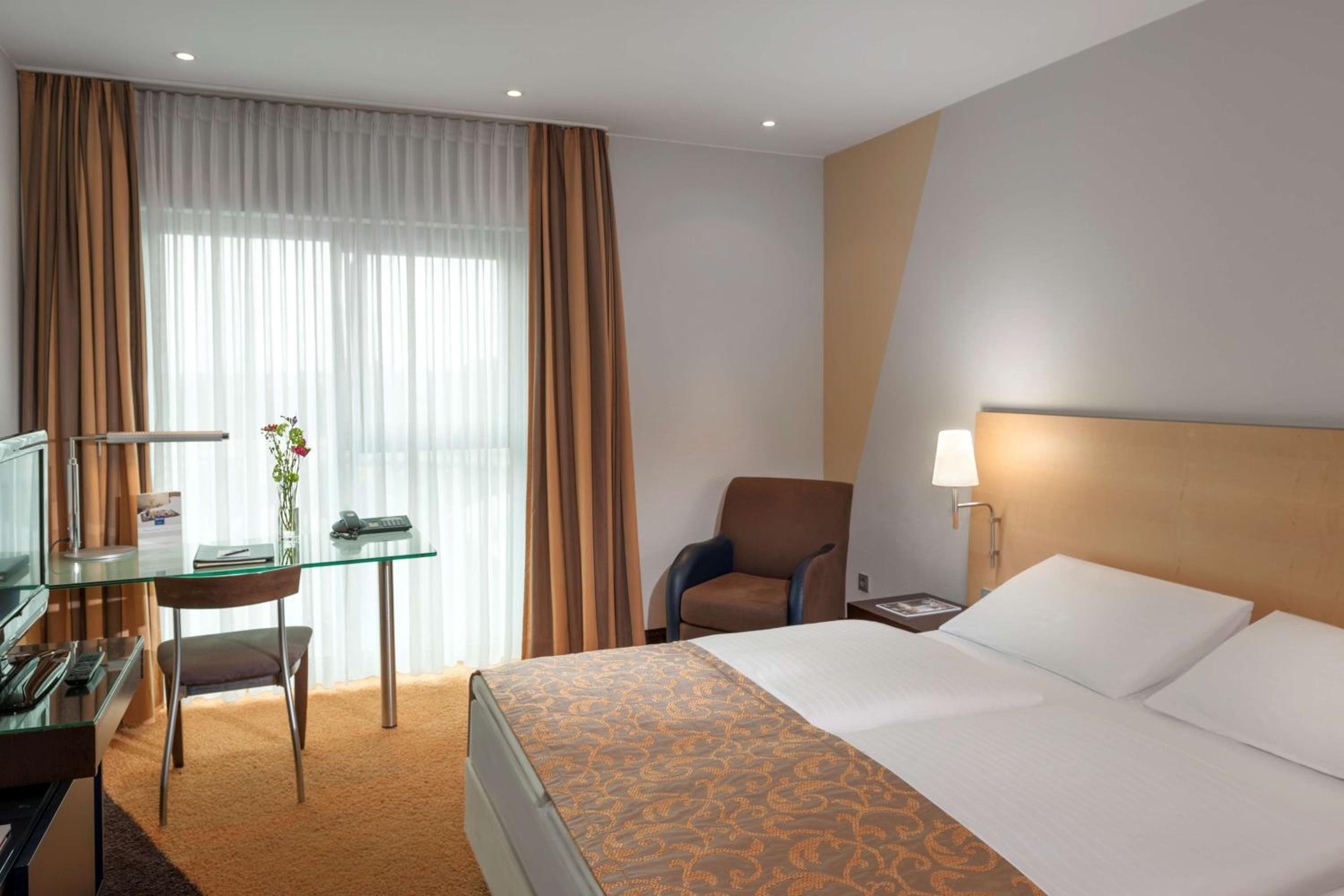 Standard Double Room - Photo 1
