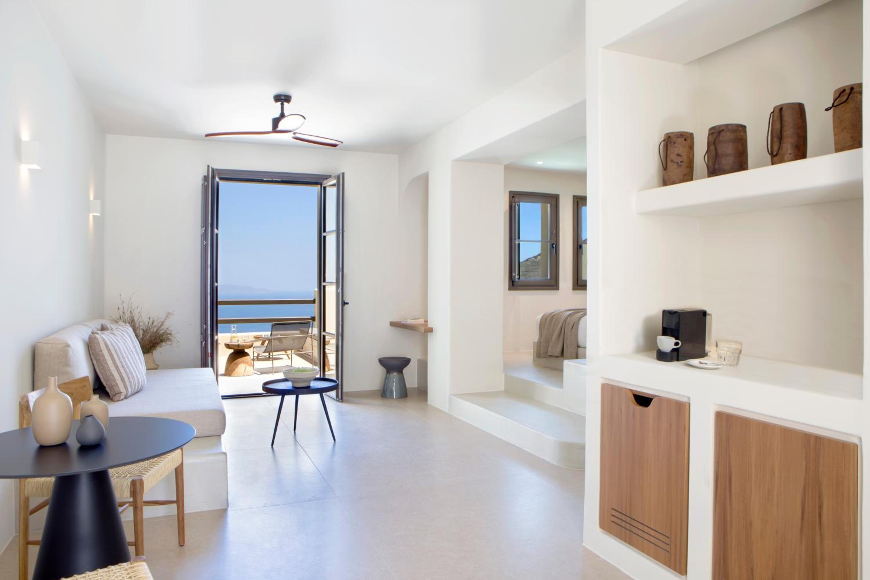 Superior Suite with Heated Plunge Pool and Sea View - Photo 13