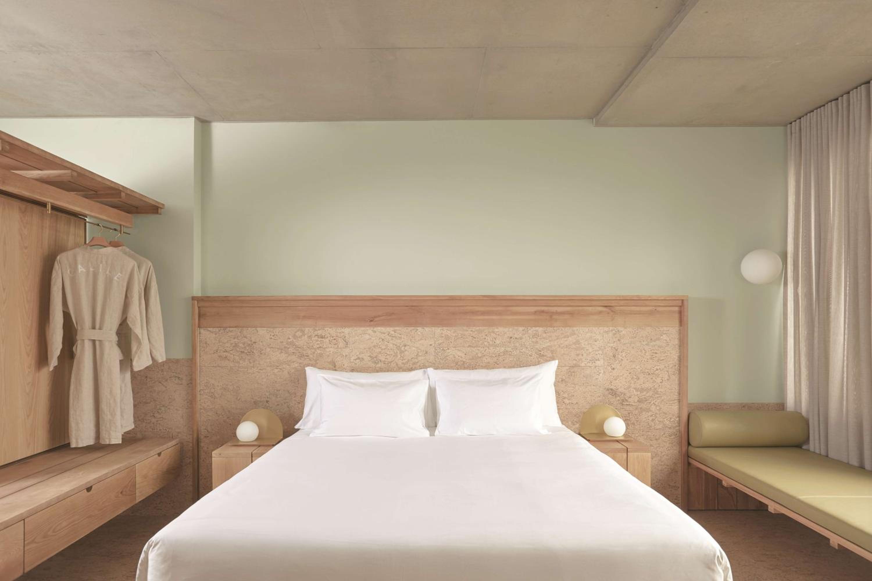 King Room with City View