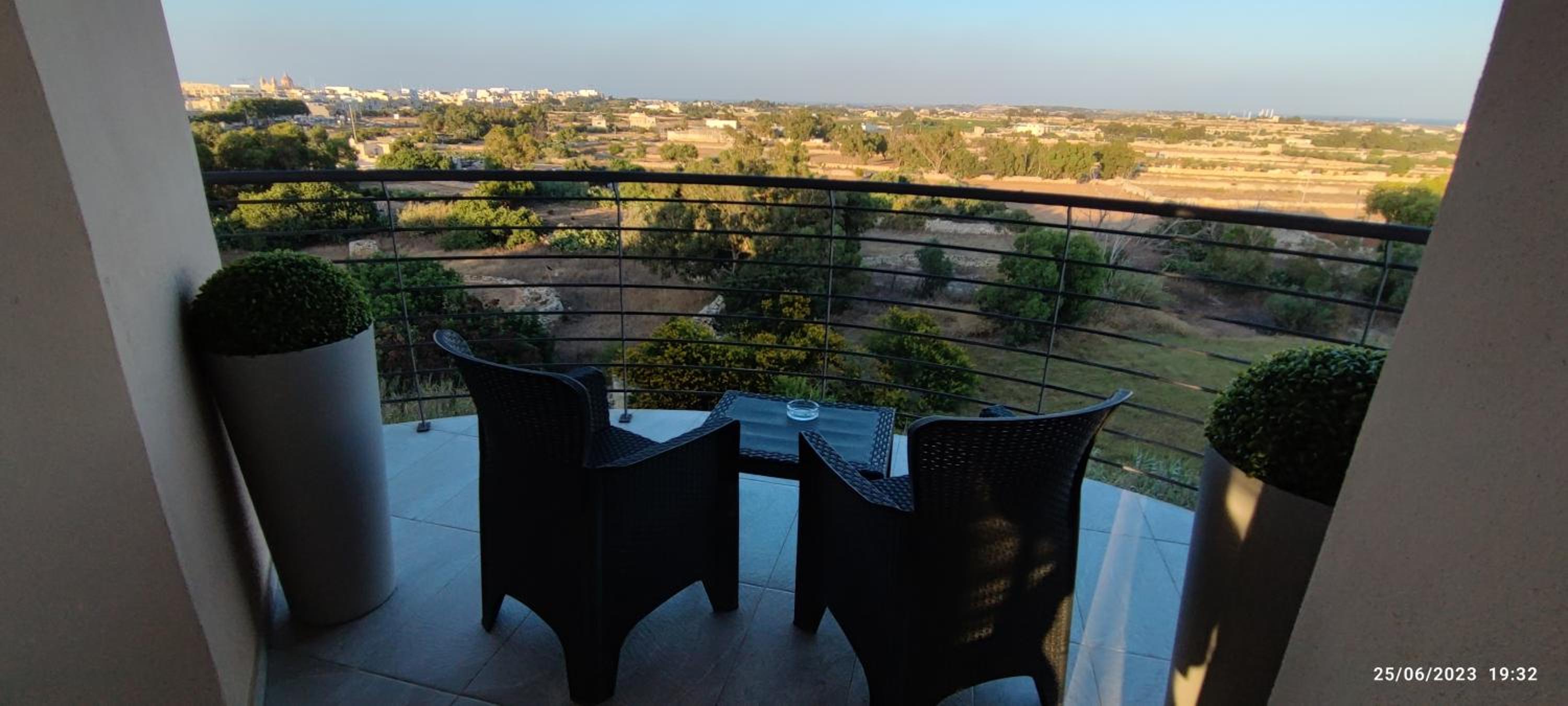 Superior Apartment with Balcony photo 3