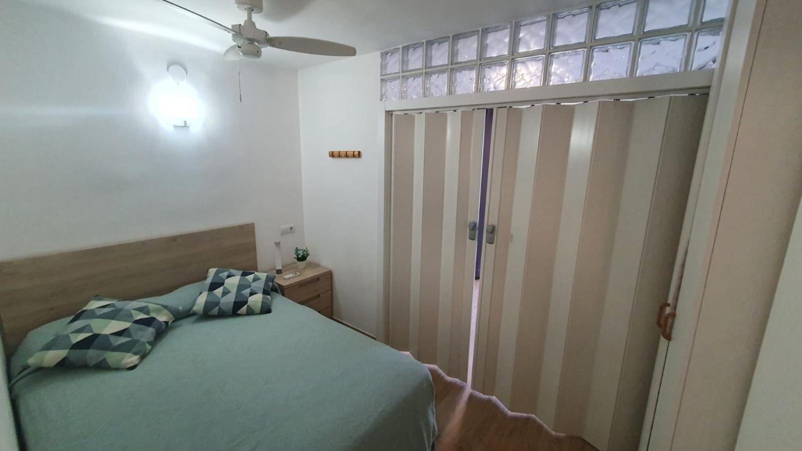 One-Bedroom Apartment photo 3