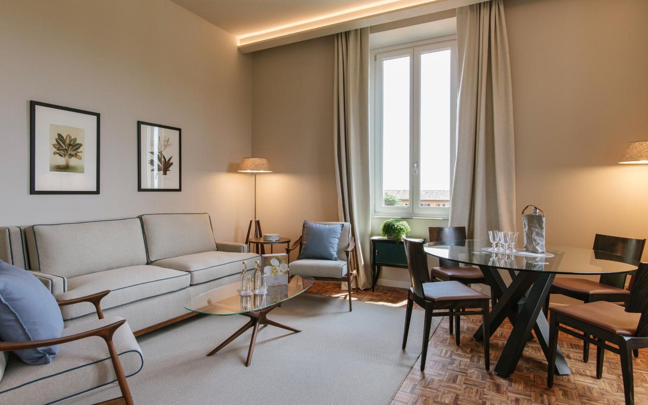 Deluxe Suite
