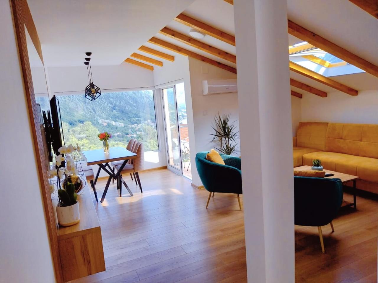 Apartment with Sea View