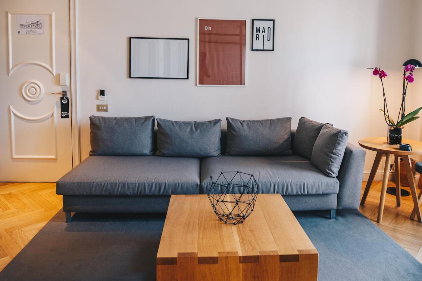 King Suite - Photo 8
