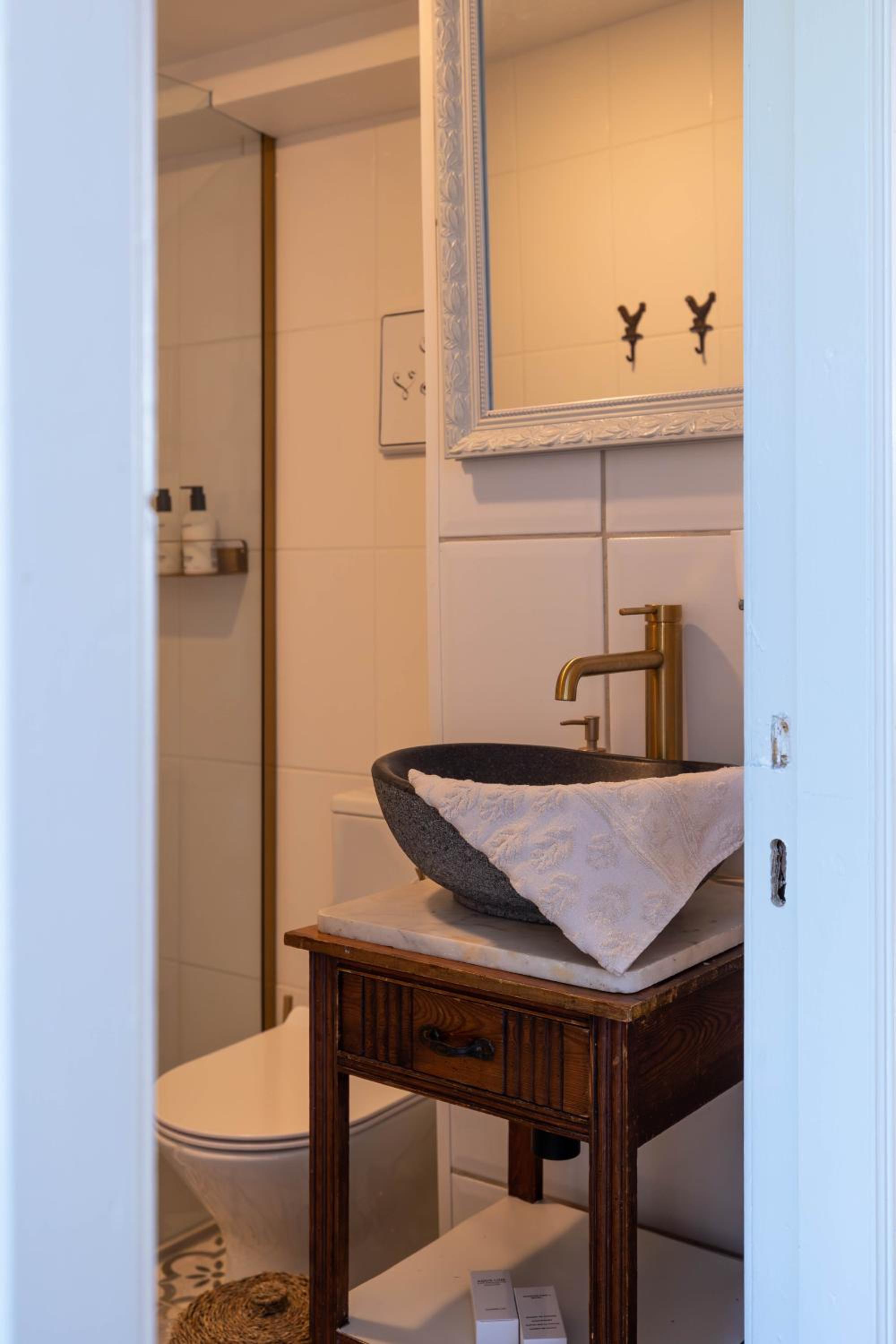 Deluxe Suite photo 3