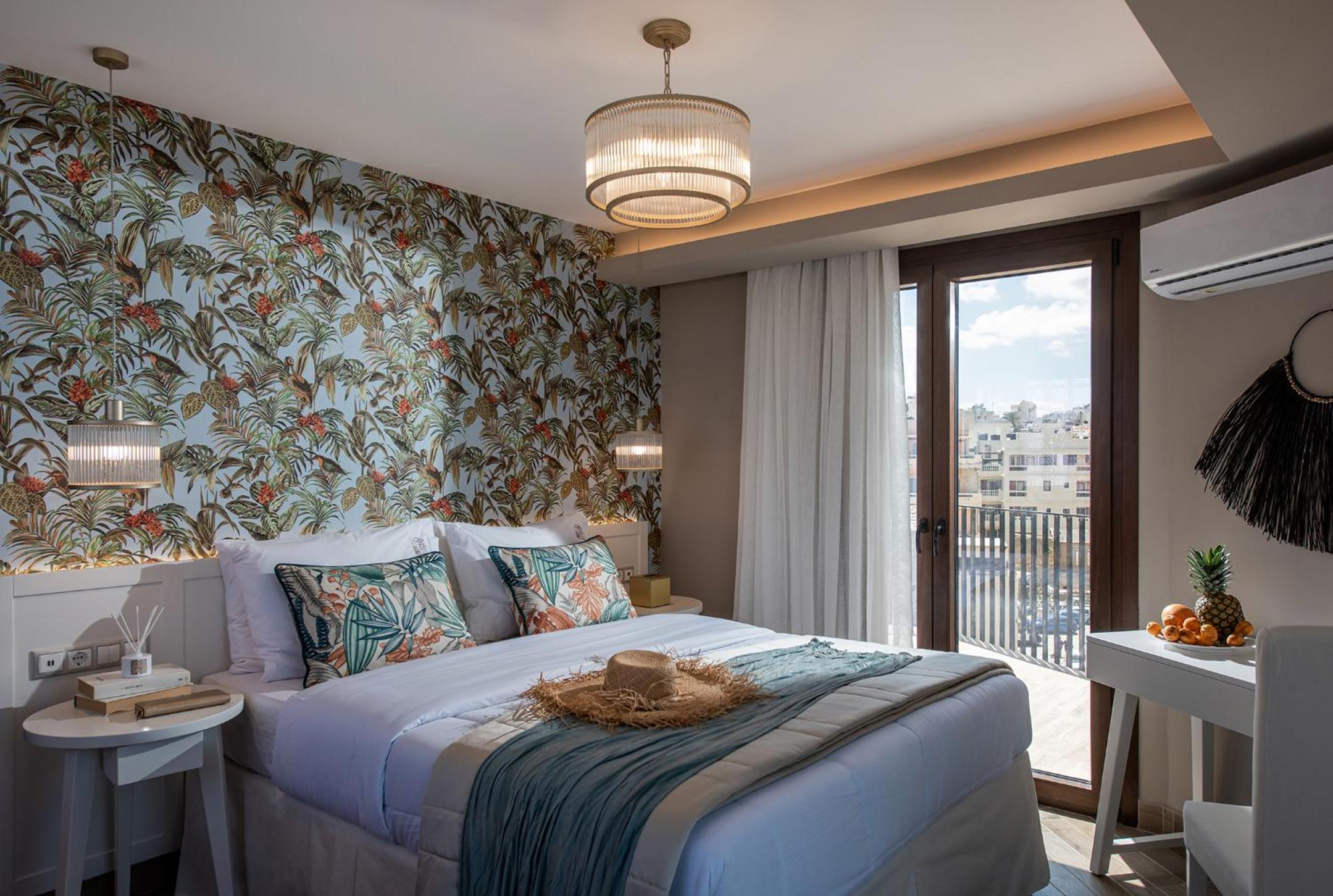 Junior Suite with Sea View - Photo 10