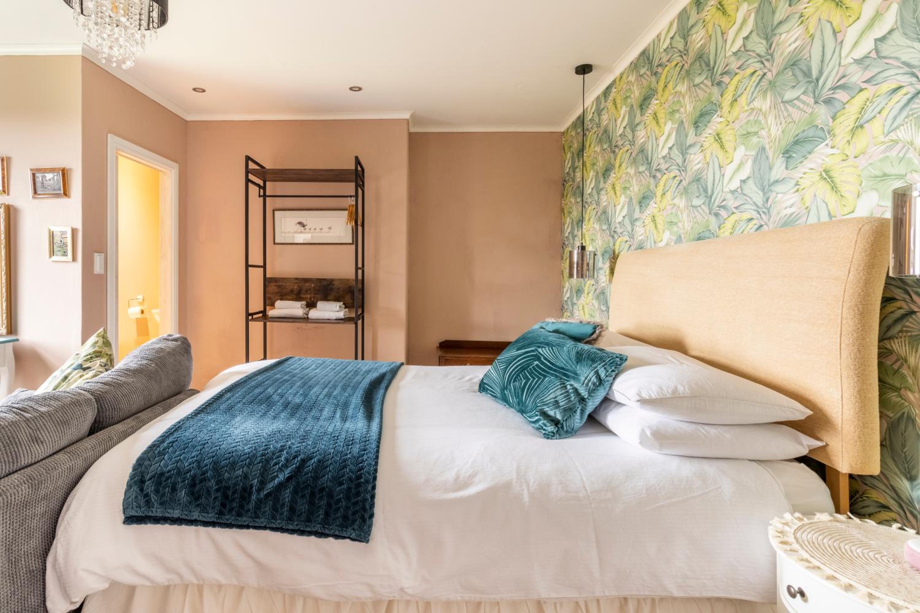 Double Room with Private Bathroom photo 2