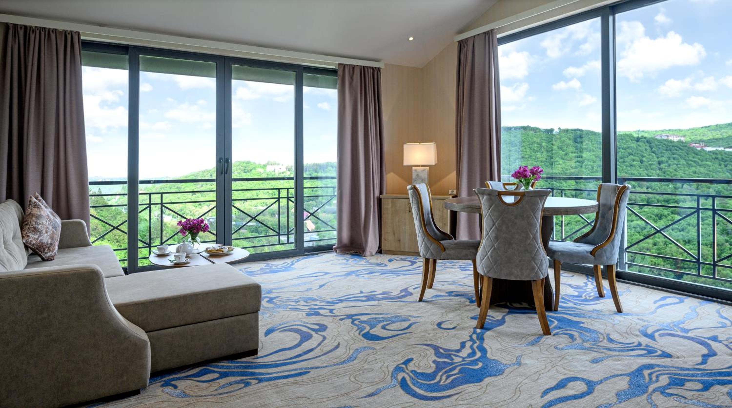 King Suite photo 1