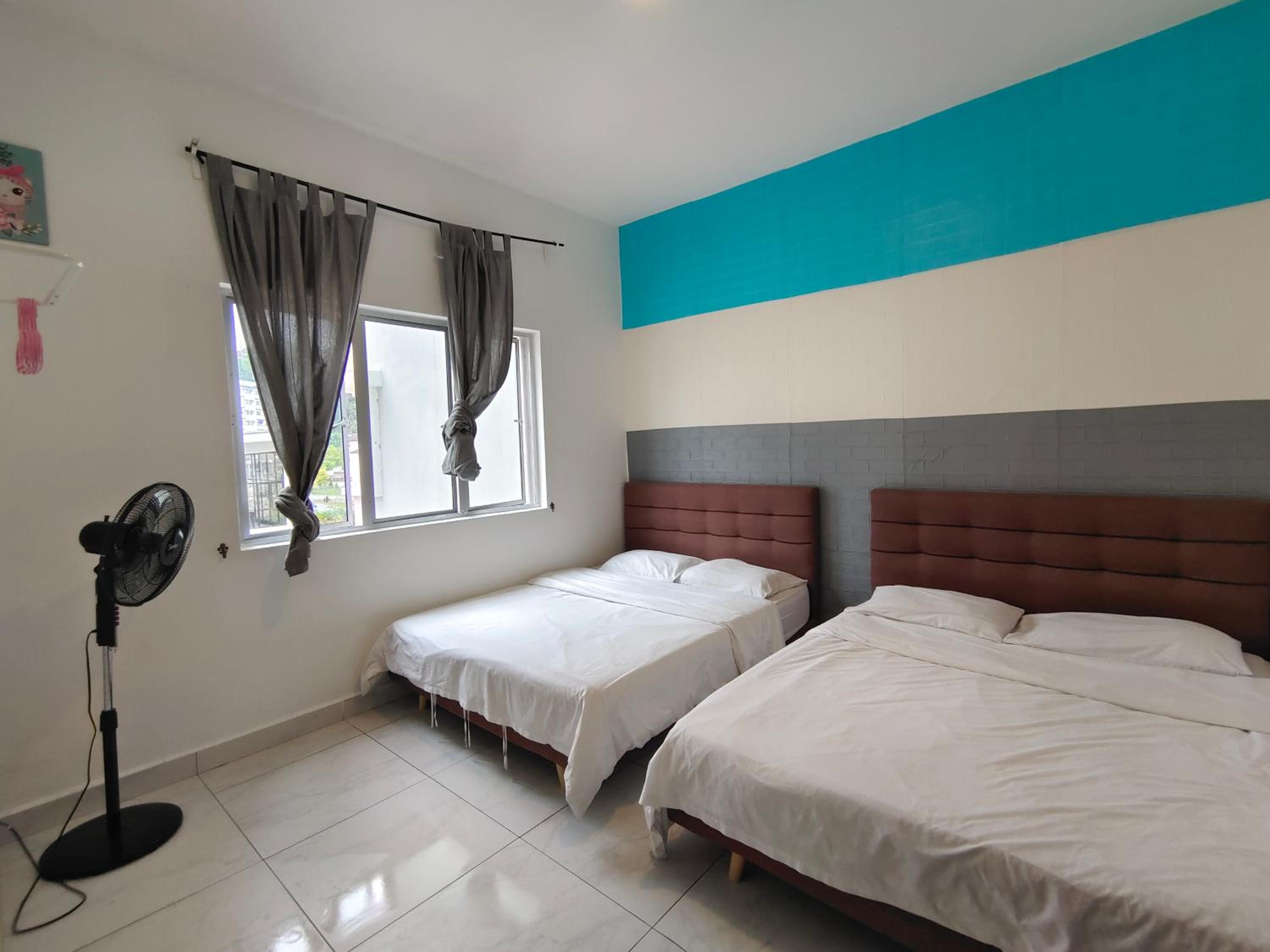 Apartment with Shower photo 1