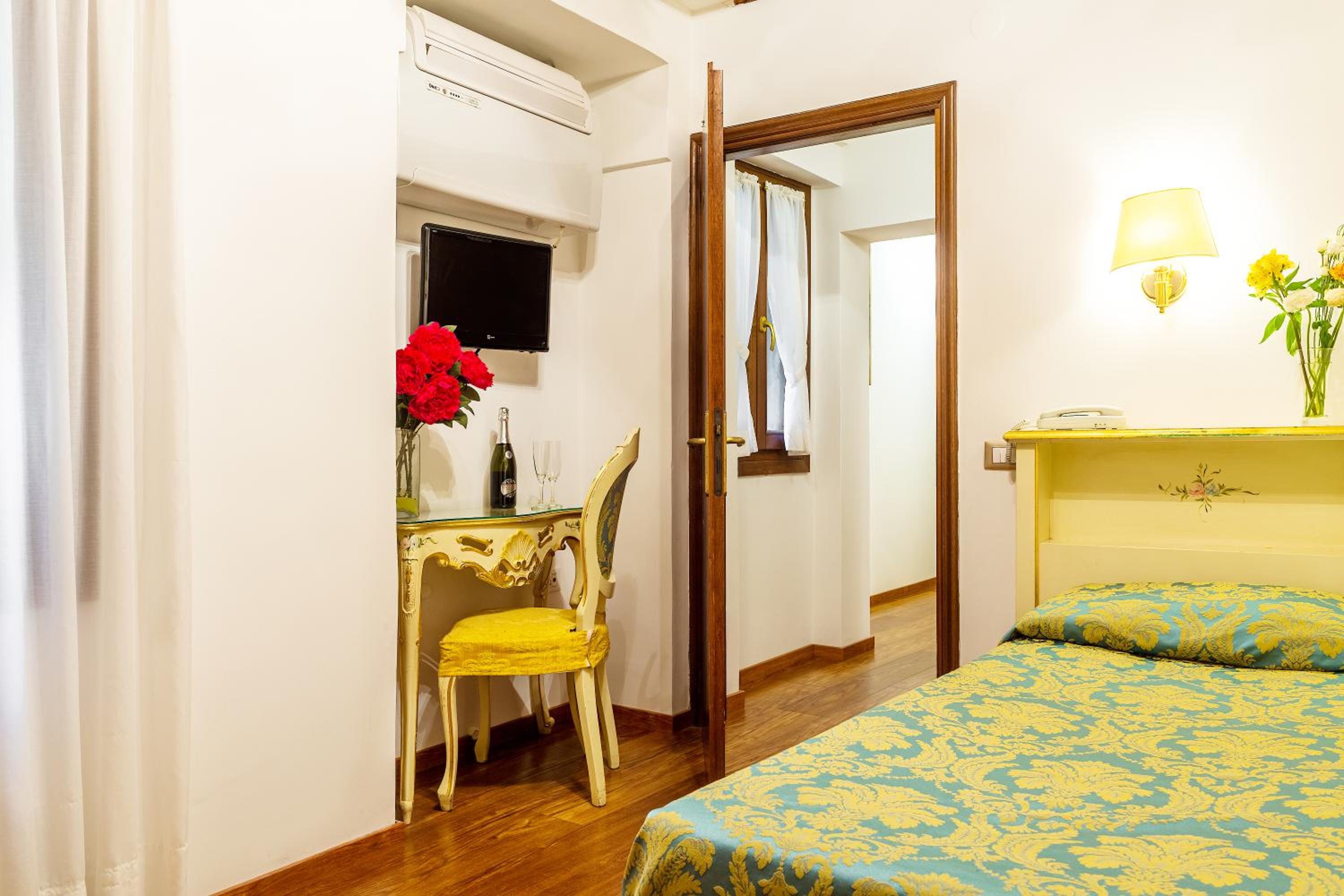 Classic Single Room photo 1