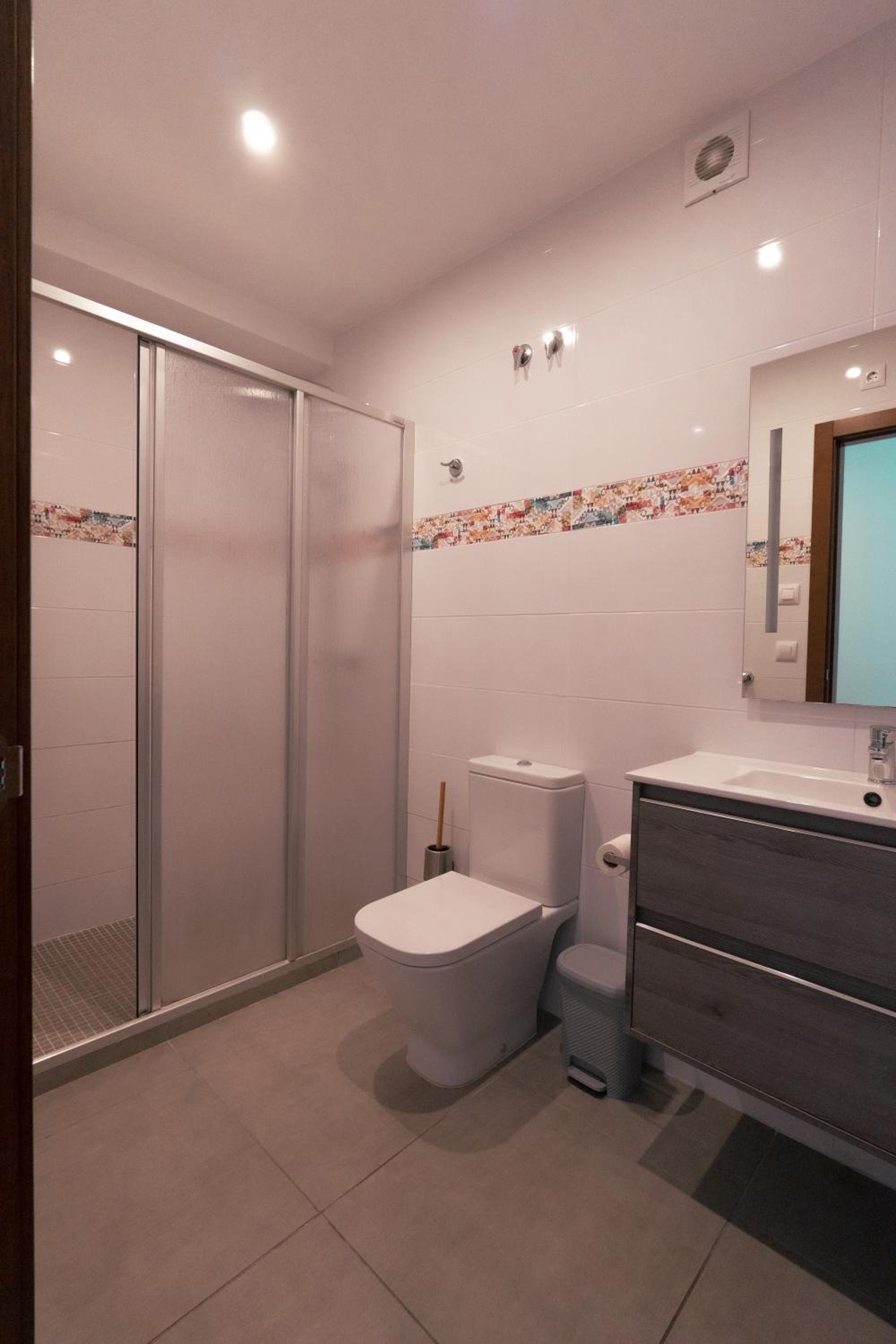 Budget Single Room photo 3