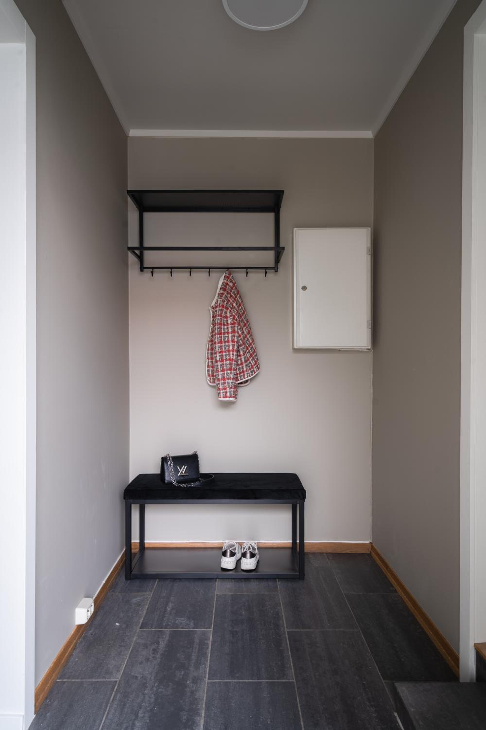 Three-Bedroom Apartment - Photo 10