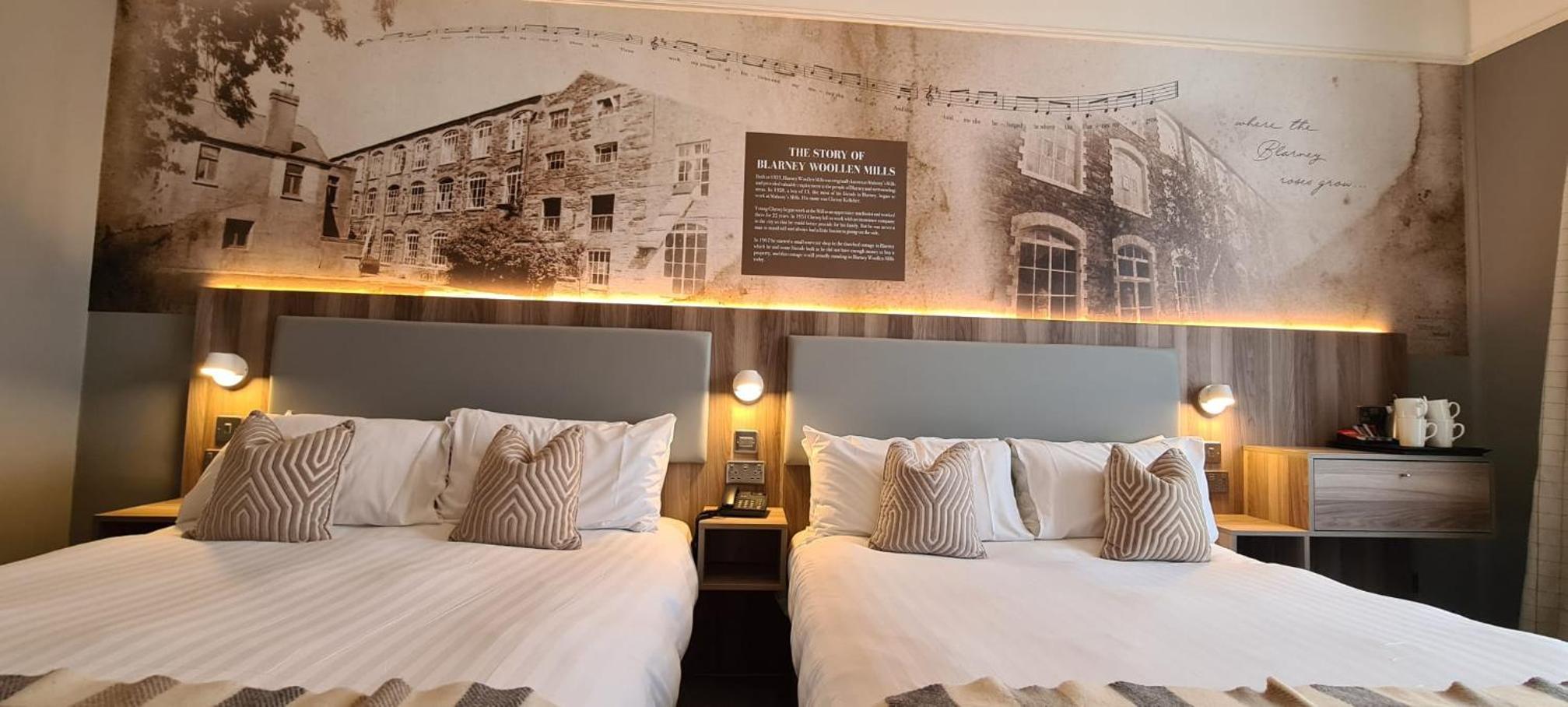Classic Double Room with Two Double Beds - Non-Smoking