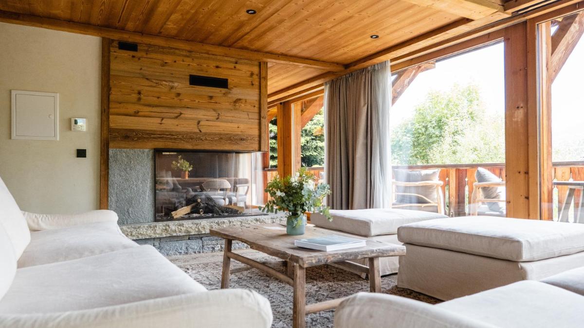 Eustache, Six-Bedroom Premium Chalet photo 1