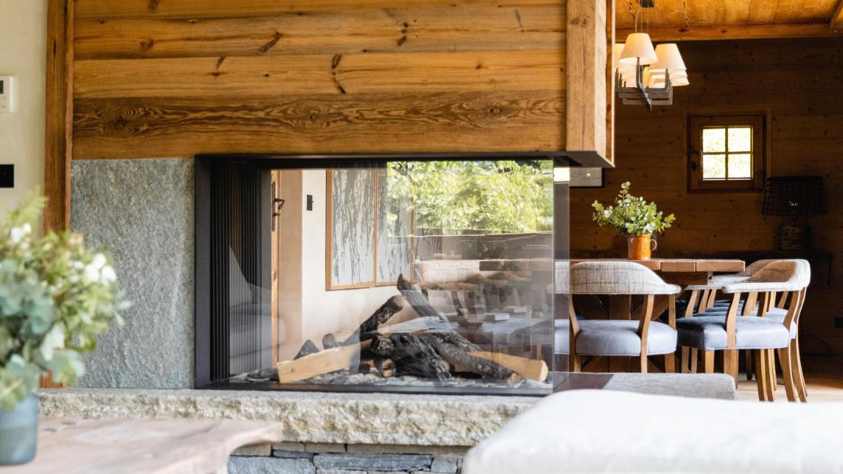 Eustache, Six-Bedroom Premium Chalet photo 2