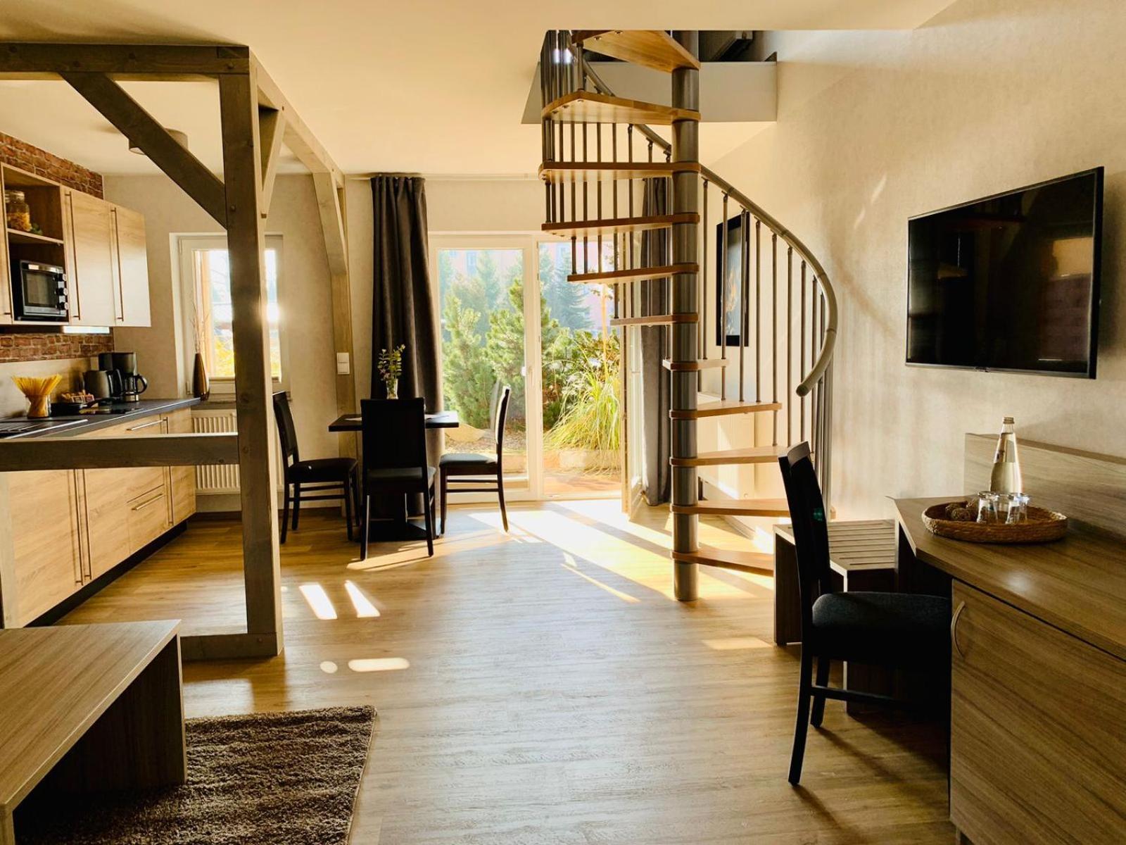 Apartment - Split Level