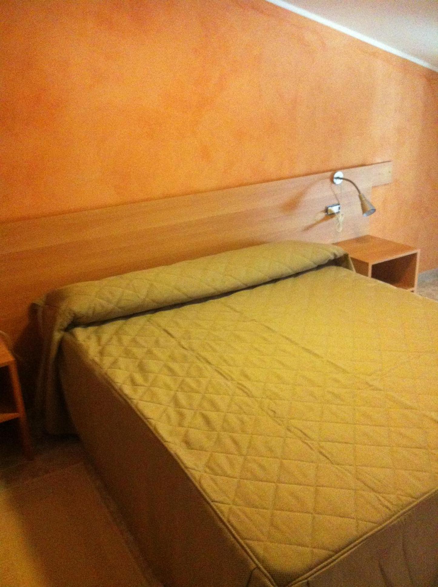 Basic Double Room photo 2