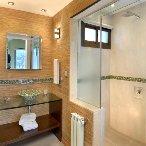 Deluxe Suite photo 2