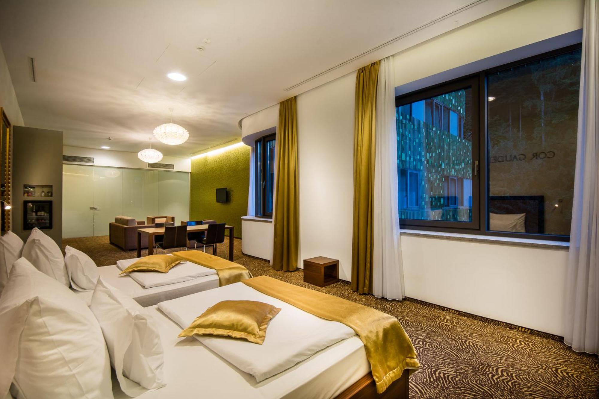 Suite photo 1