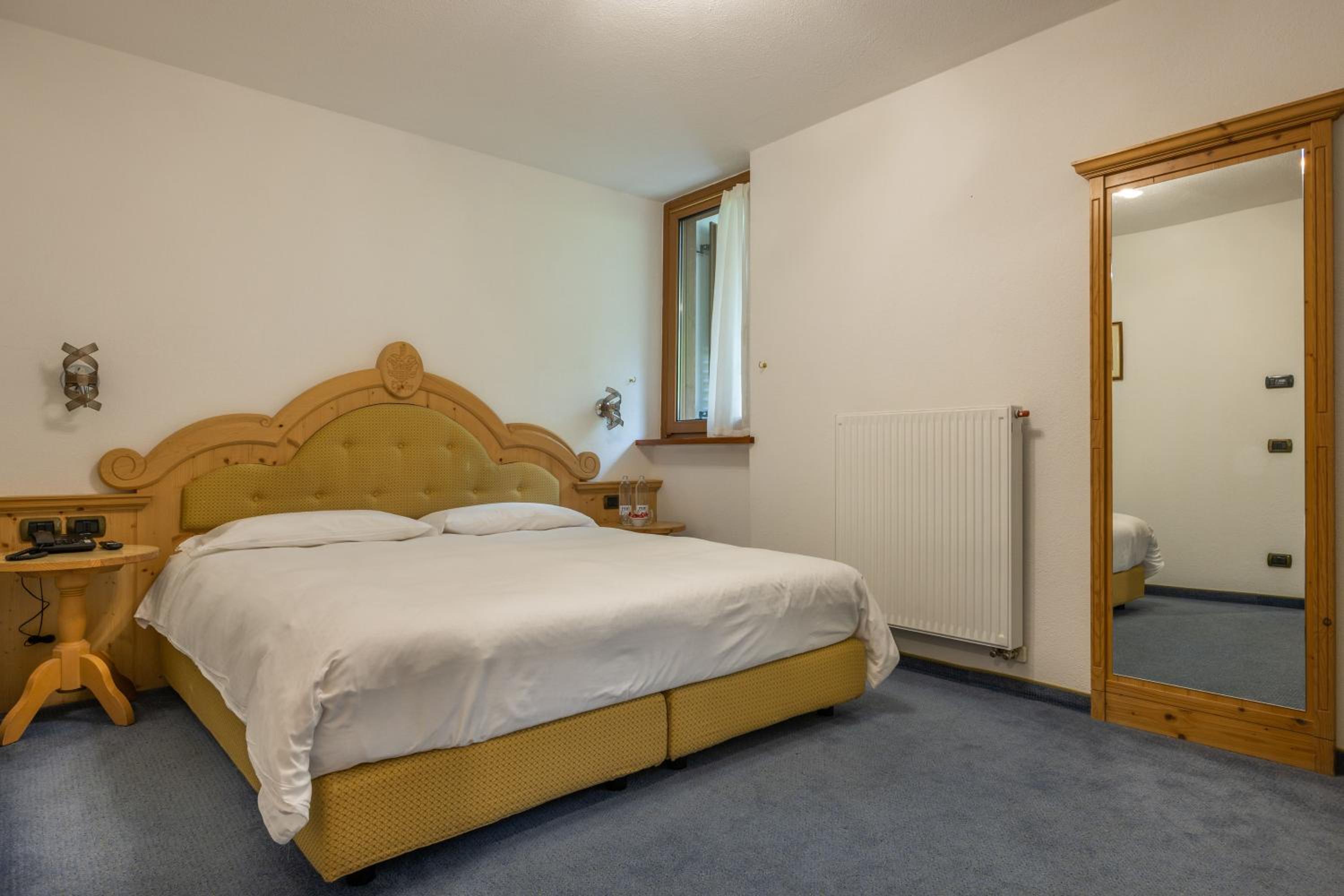Economy Double Room photo 1
