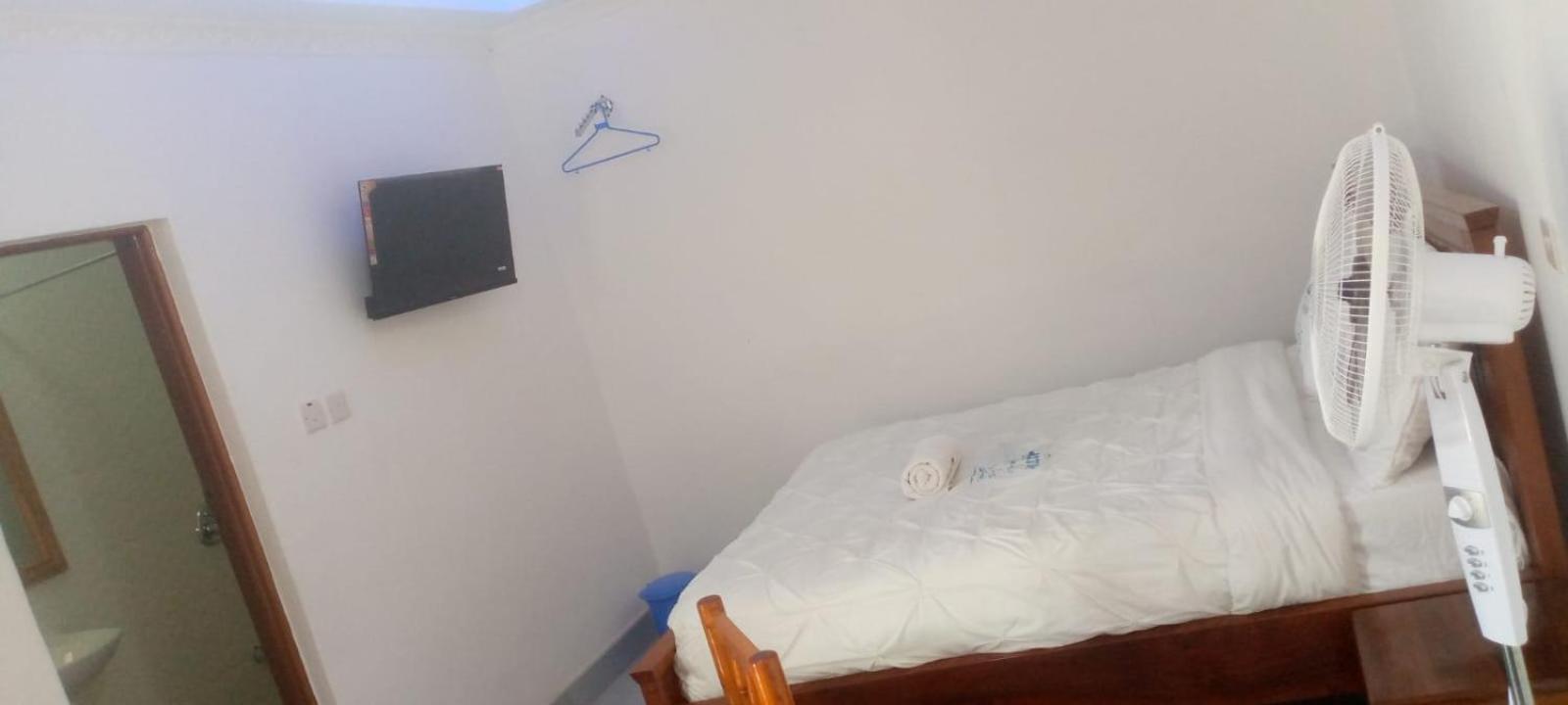 Double or Twin Room photo 1