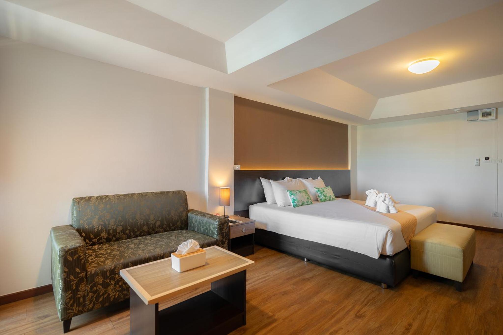 Superior Double or Twin Room - Round Trip Transfer photo 2