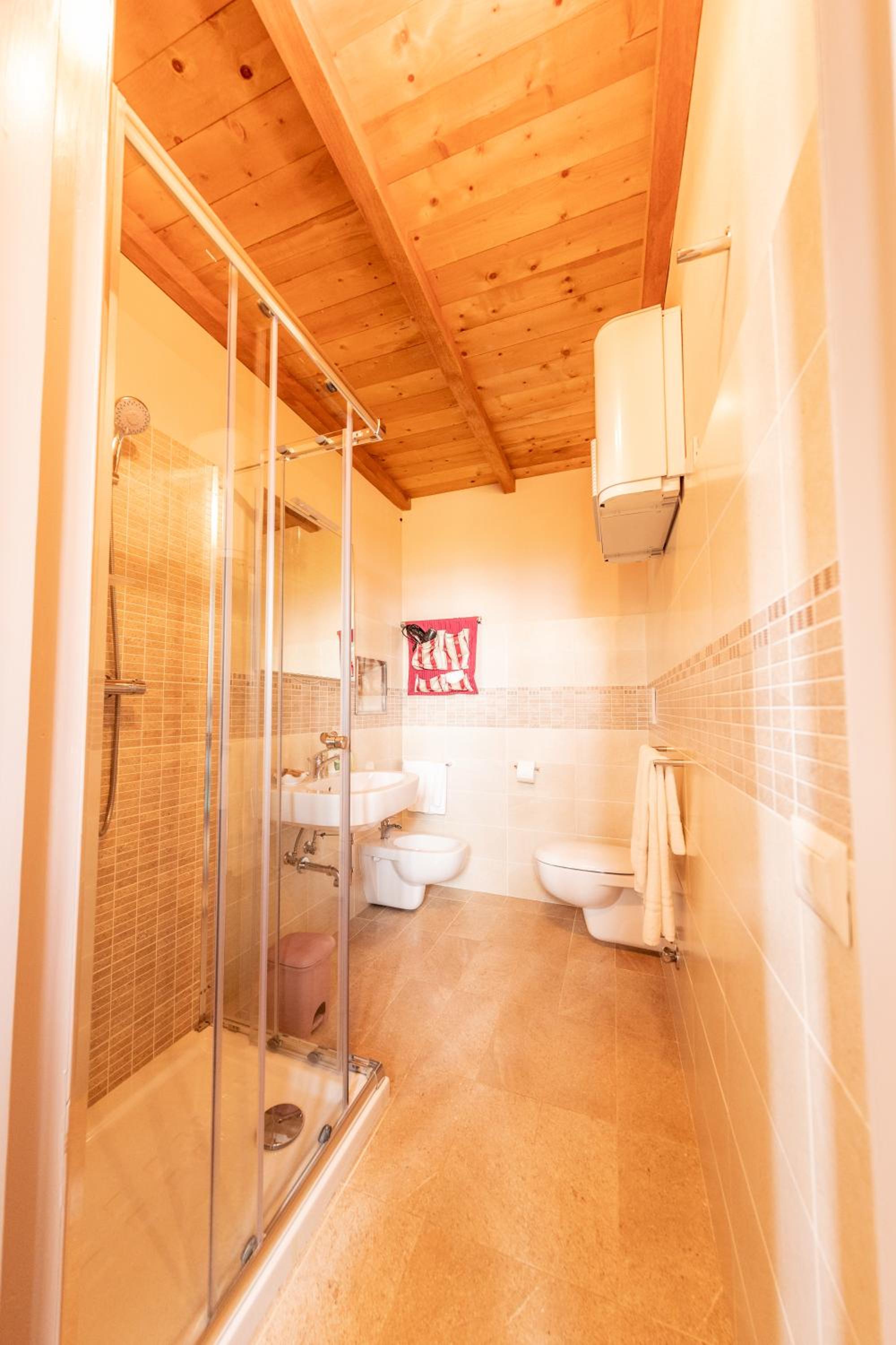 Classic Triple Room - Photo 6
