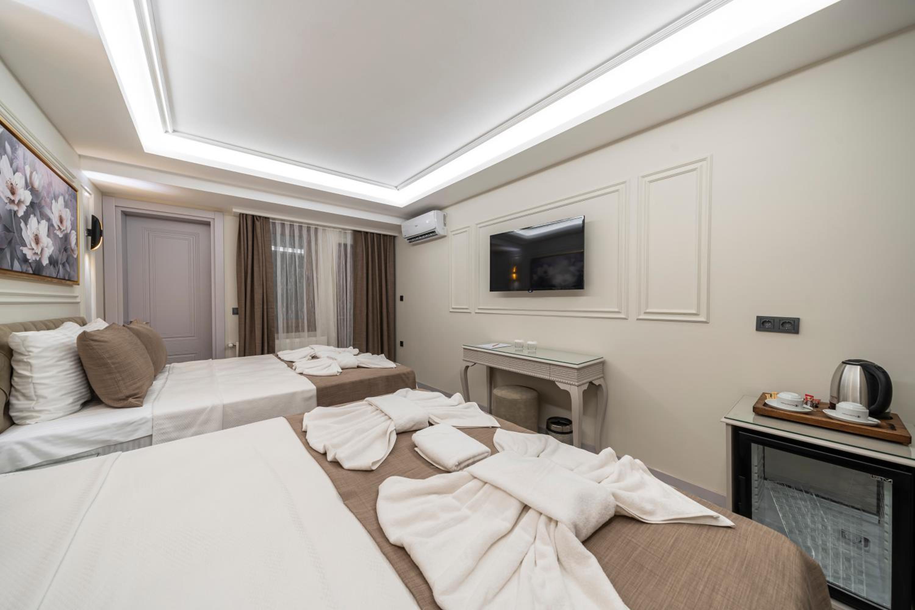 Superior Twin Room photo 3