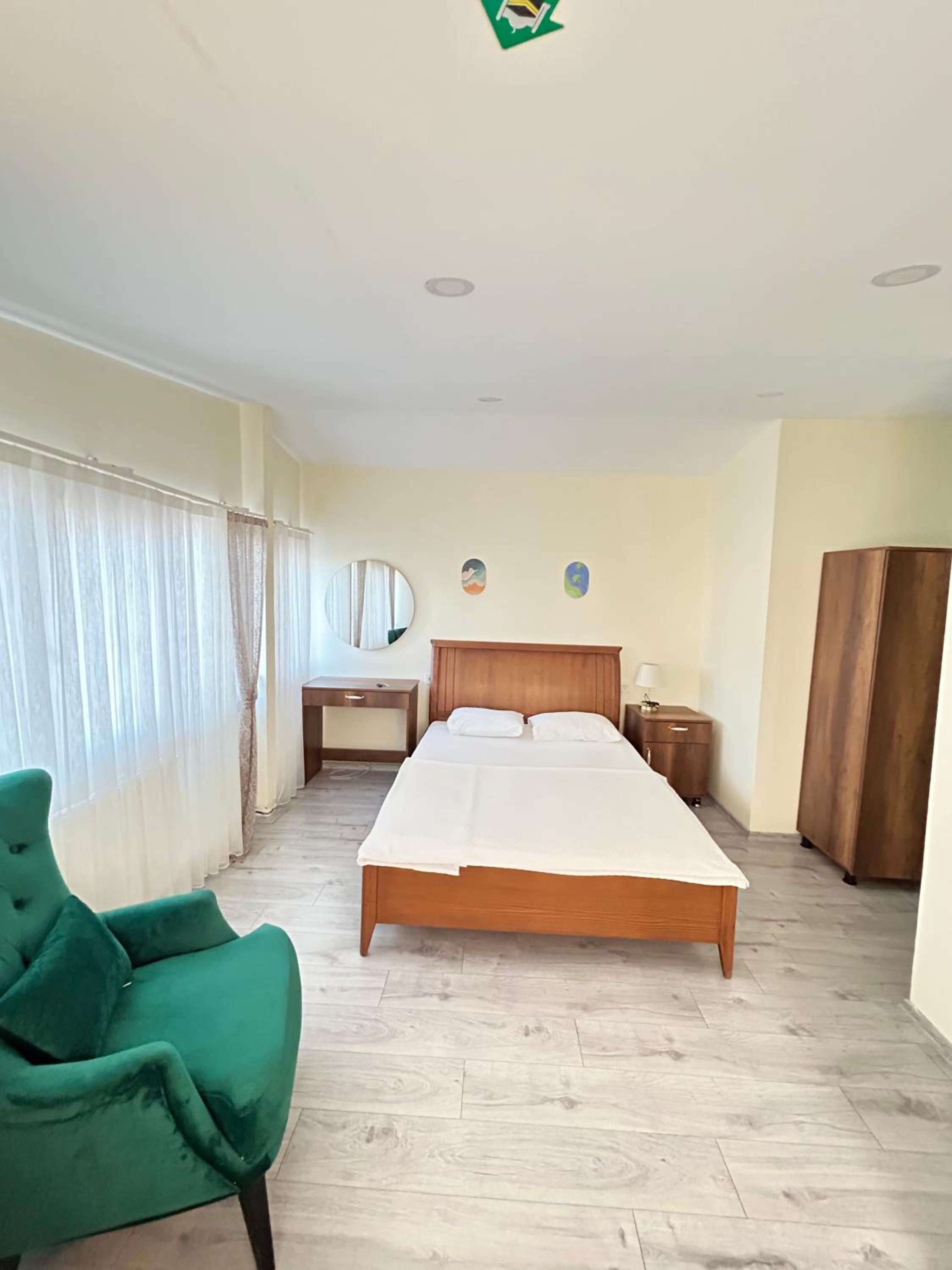Deluxe Double Room photo 2